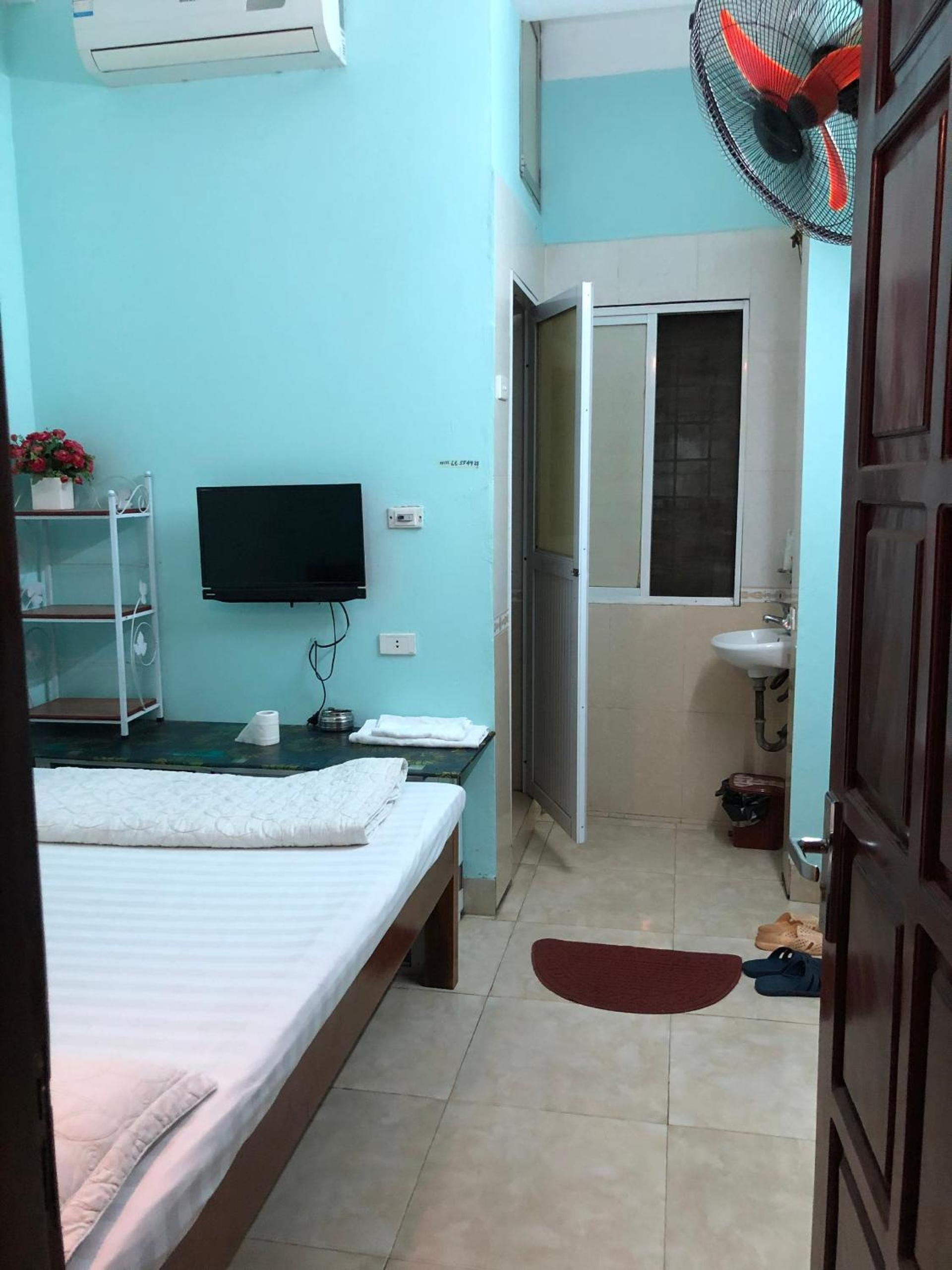 Double Room with Private Bathroom
