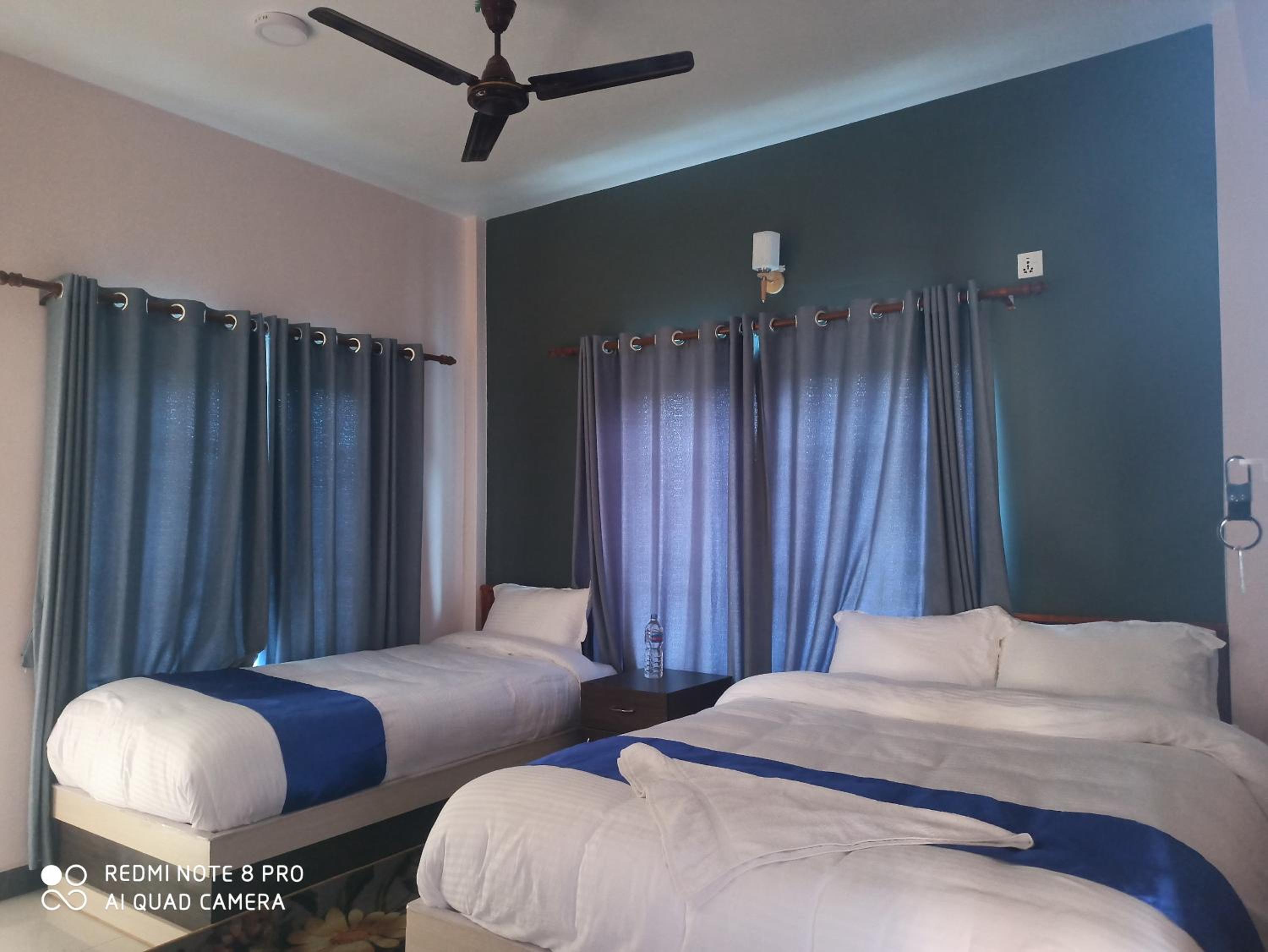 Double Room with Private Bathroom photo 3