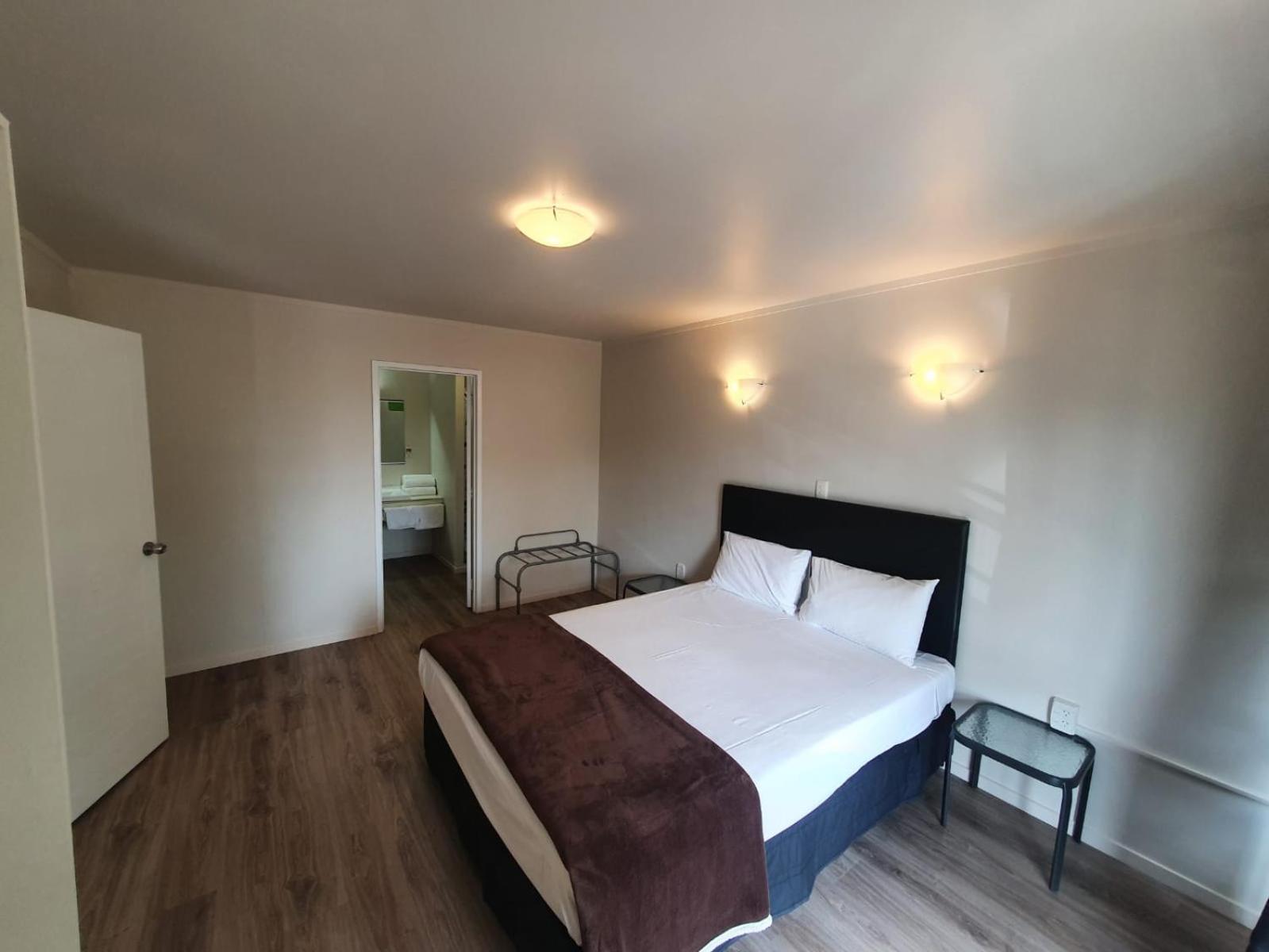 Family Suite (4 Adults) - Photo 8