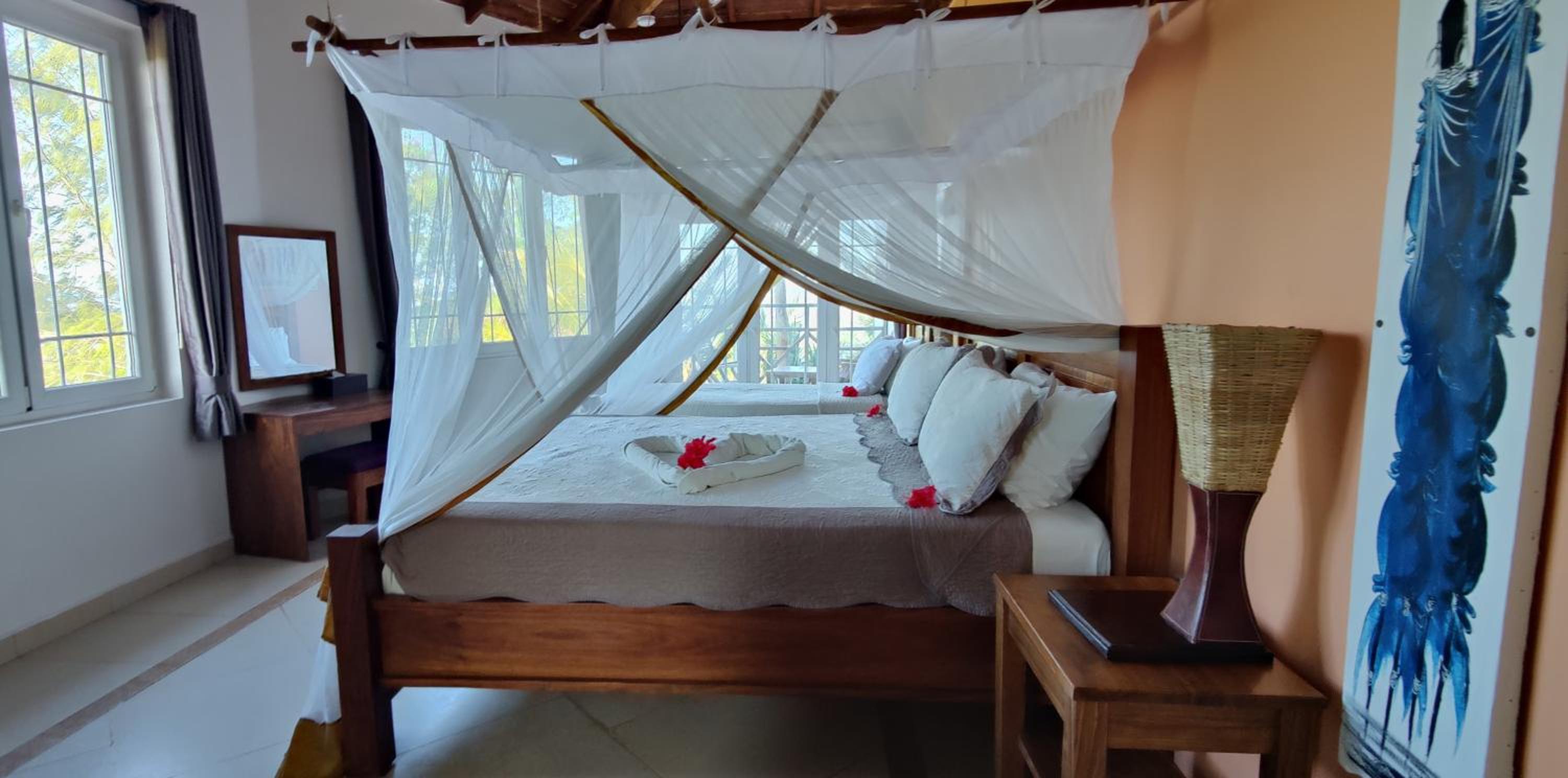 Deluxe Triple Room with Sea View photo 3