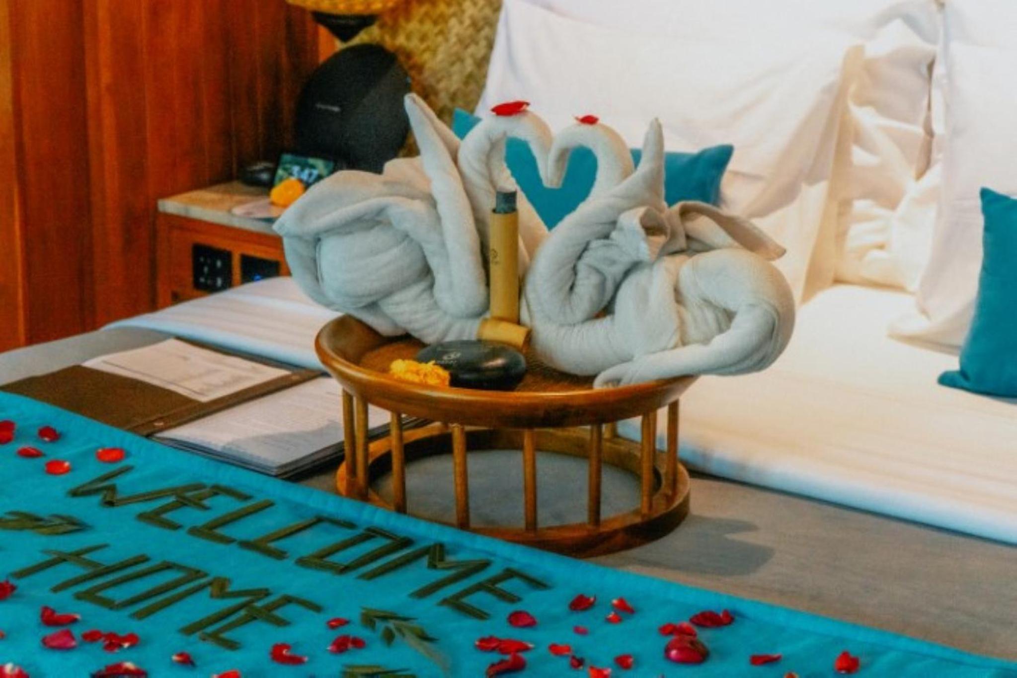 Grand One-Bedroom Villa with Private Pool - Photo 8