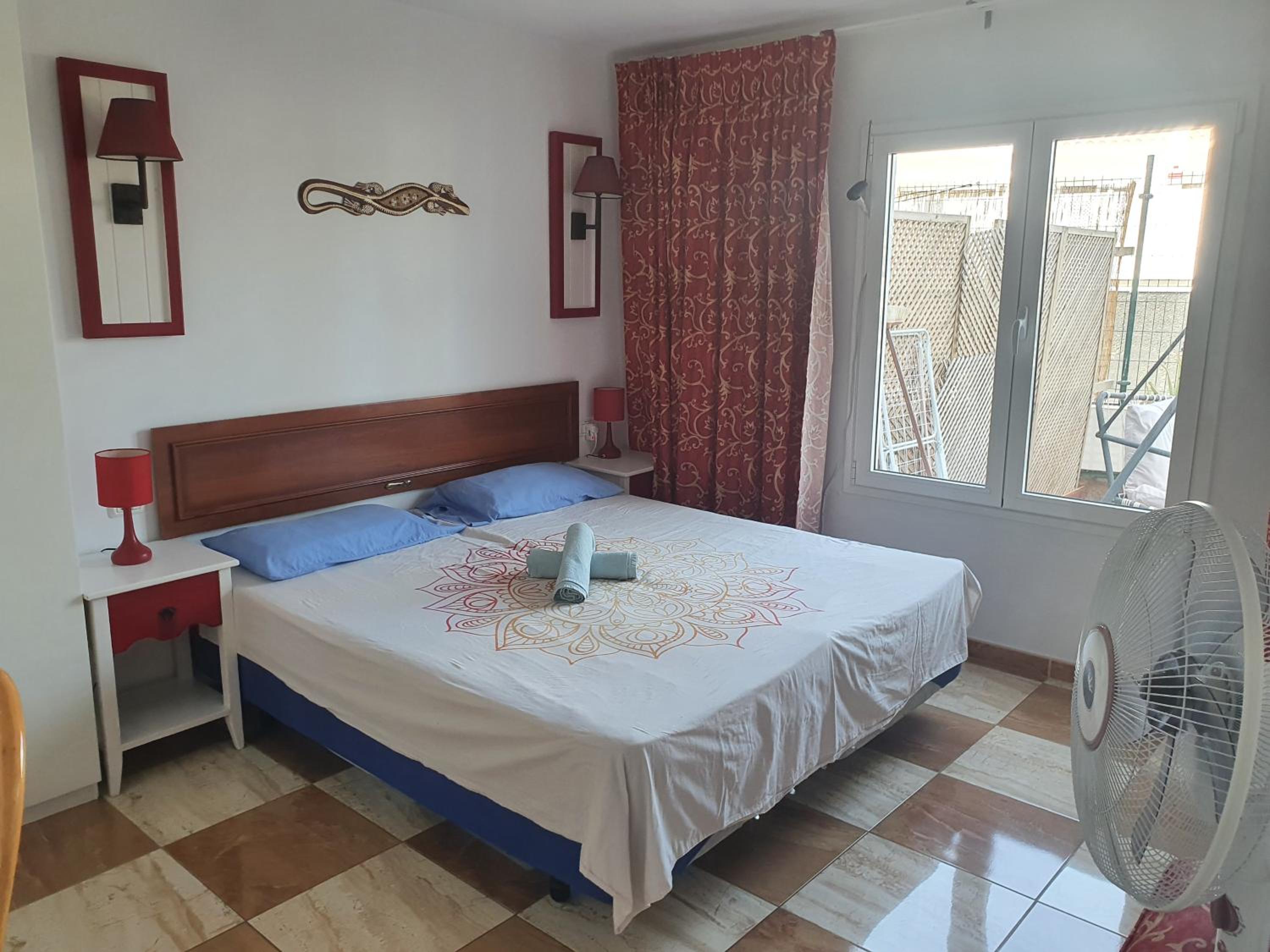 Villa de tres habitaciones con jardín