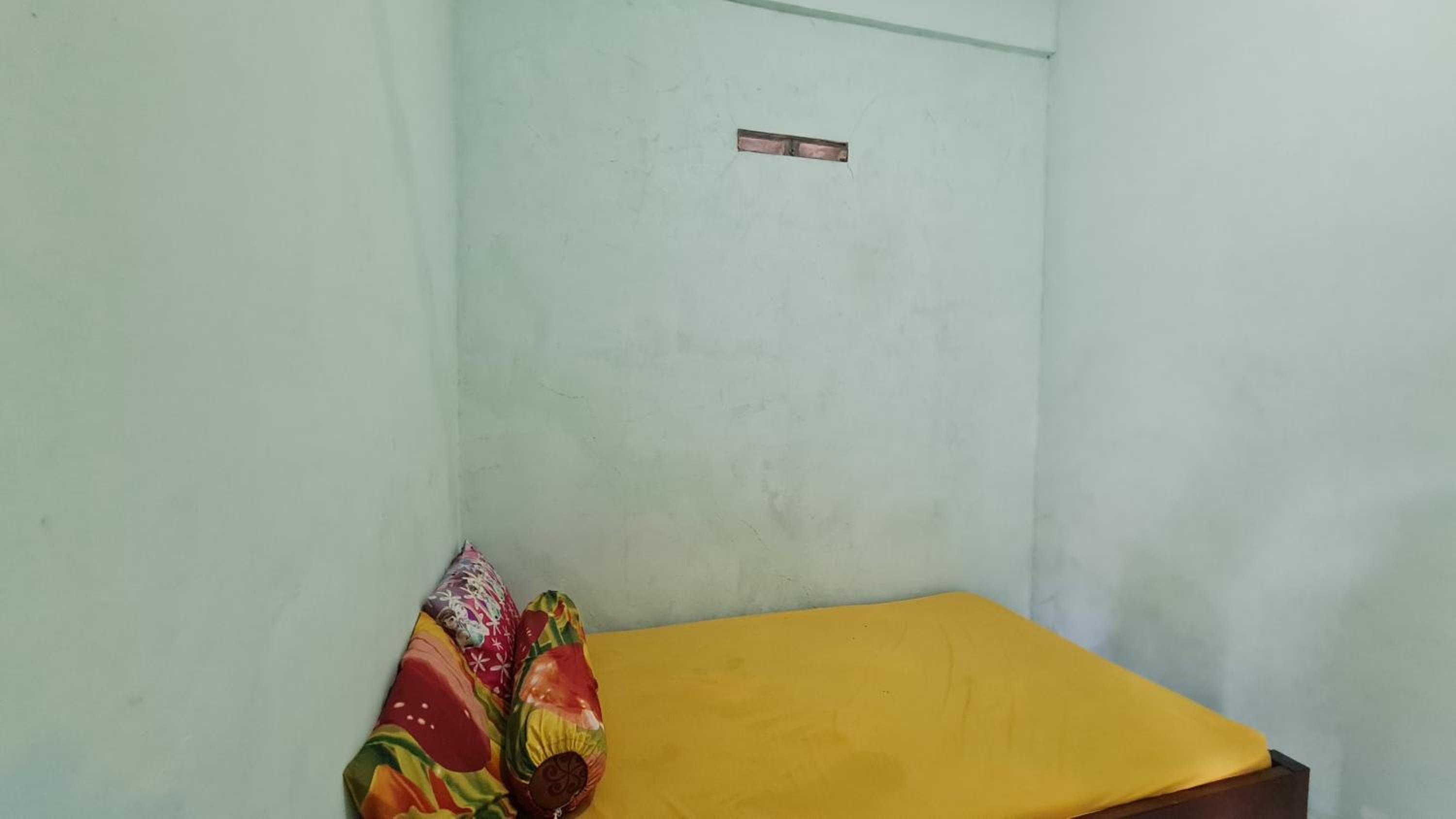 Budget Double Room photo 3