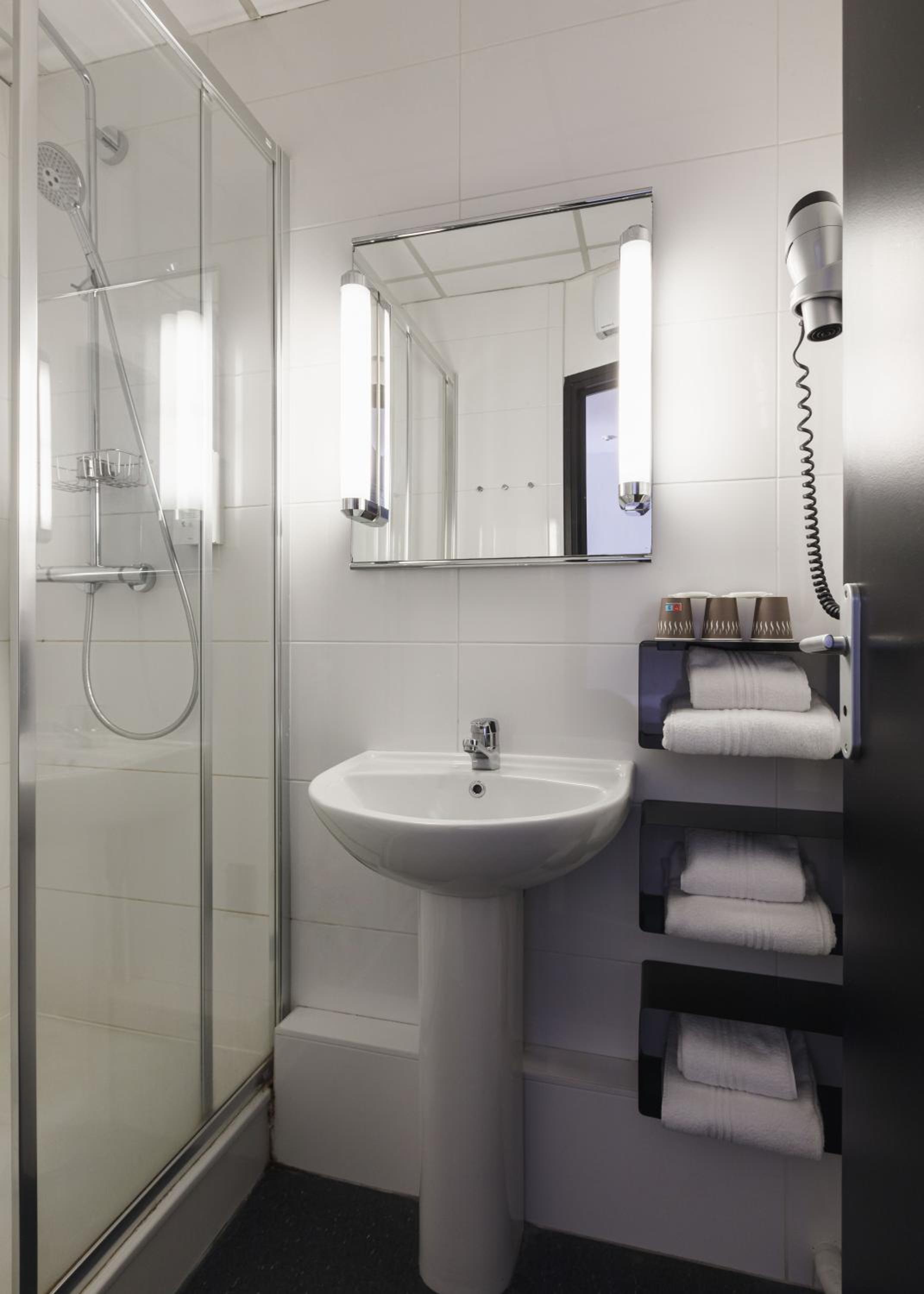 Triple Room - Photo 2