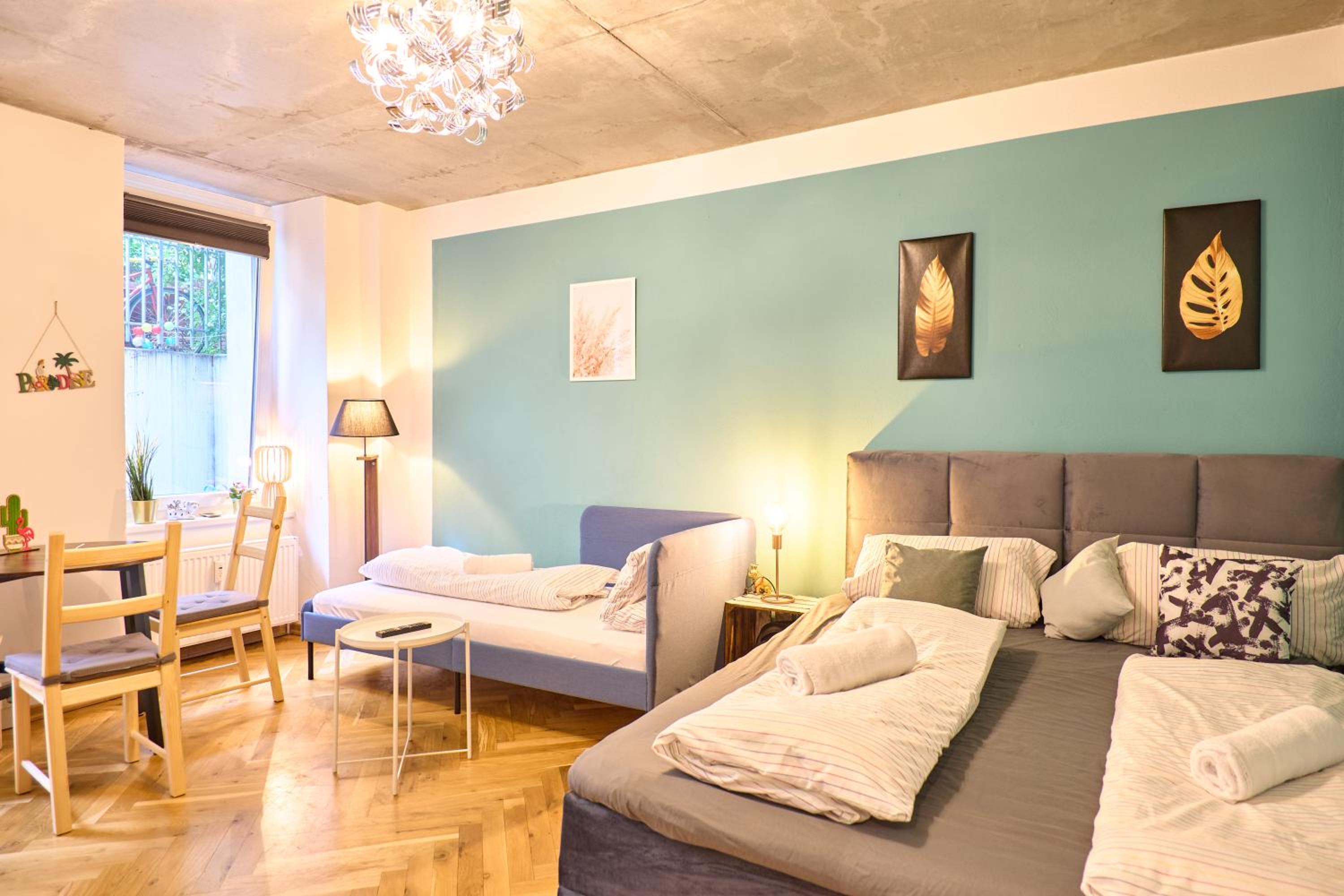 Apartment photo 1