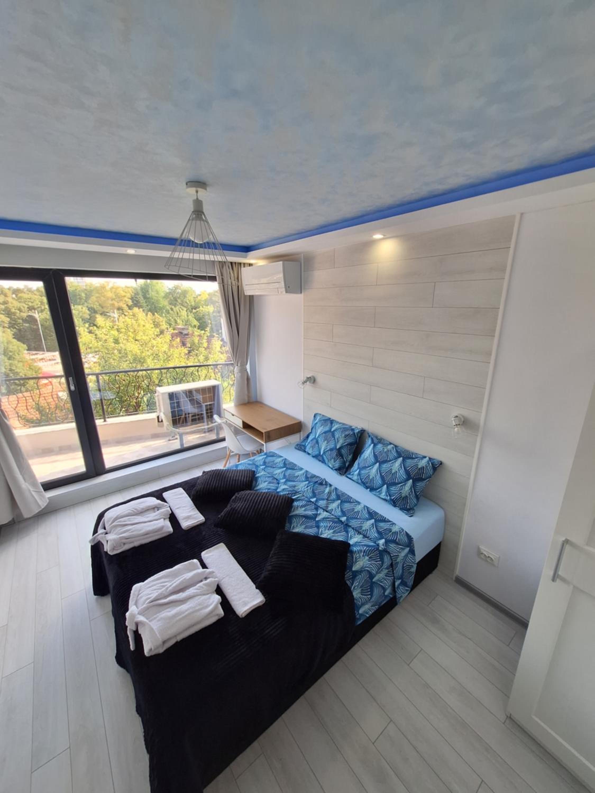 Deluxe Apartment - Photo 1