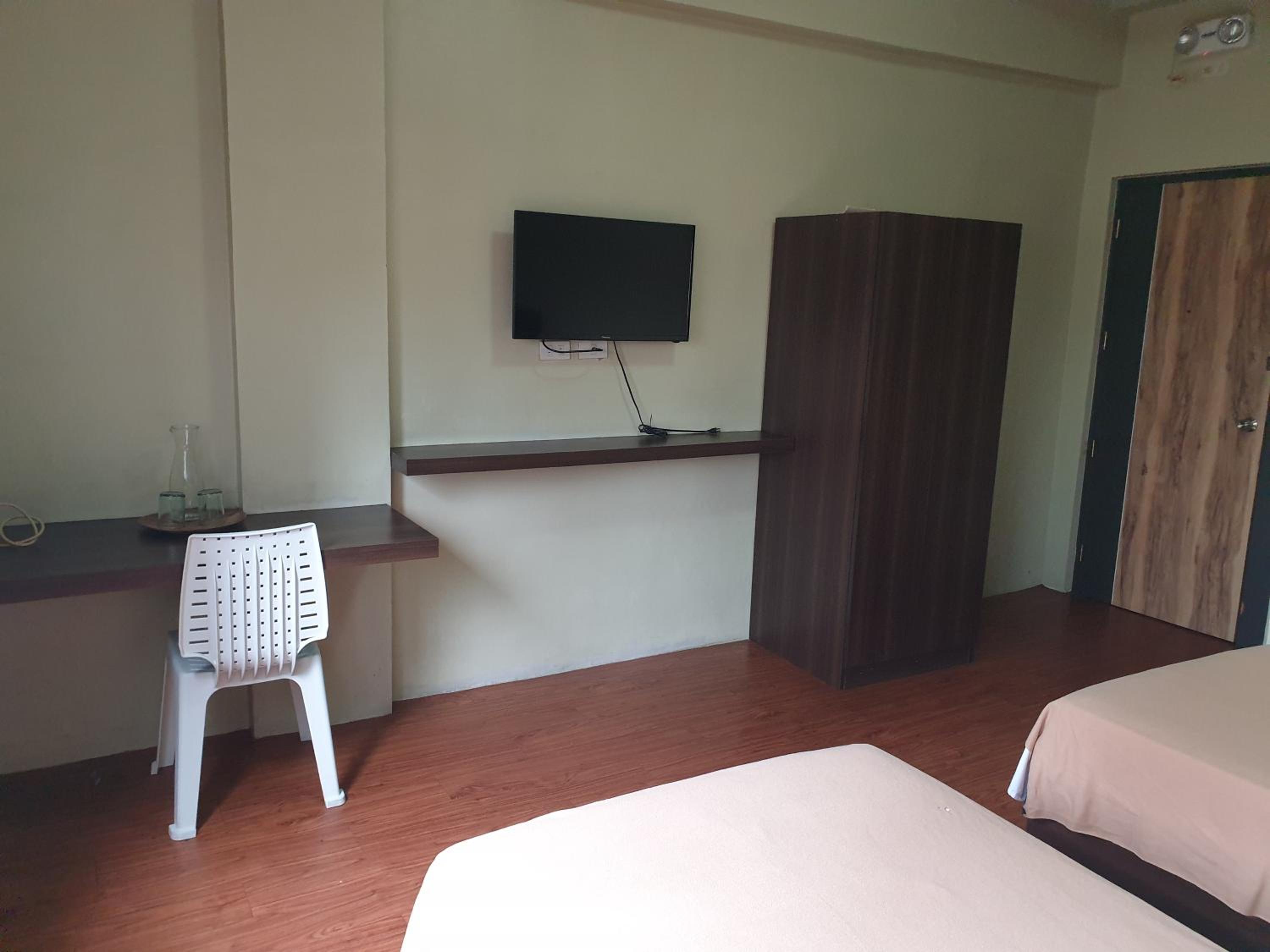 Deluxe Twin Room - Photo 5