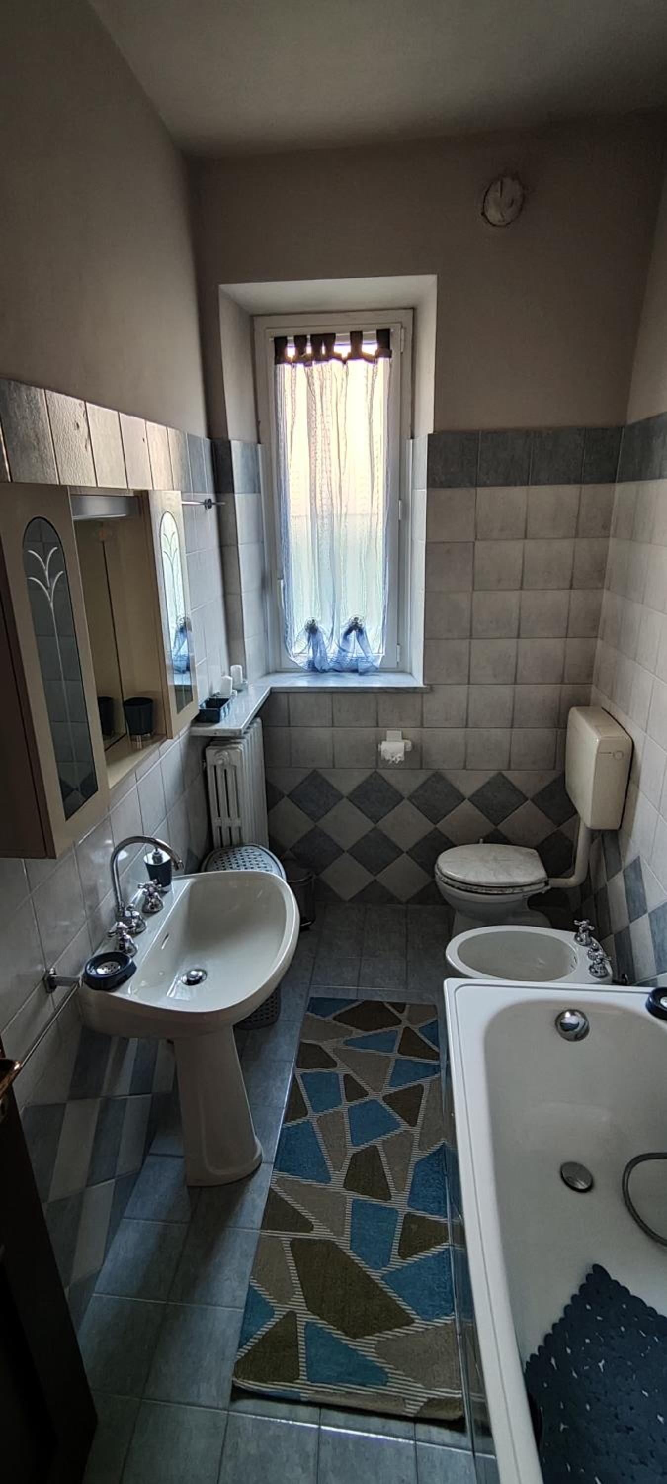 Three-Bedroom House - Photo 25