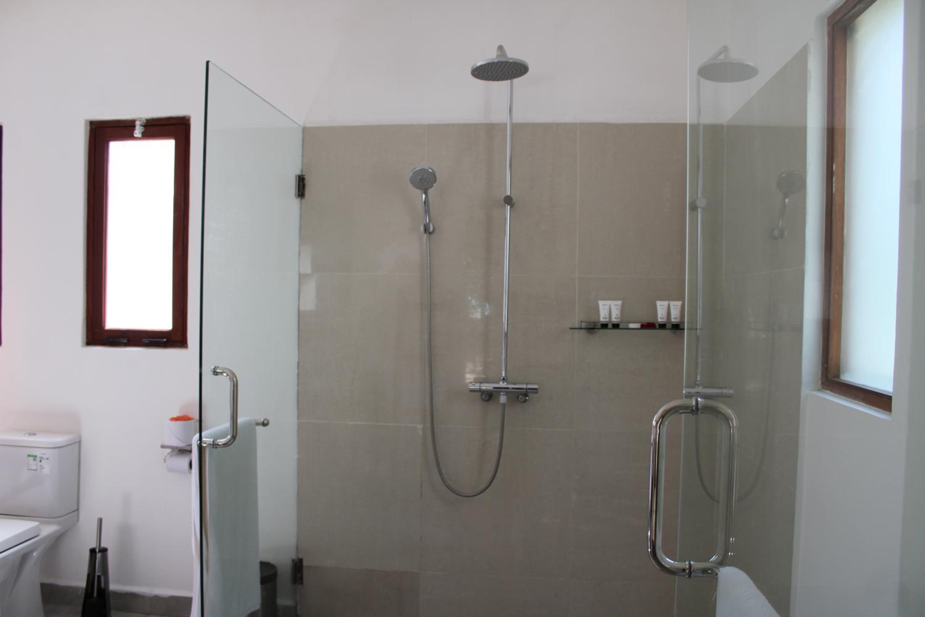 Deluxe Double Room with Sea View - Photo 22
