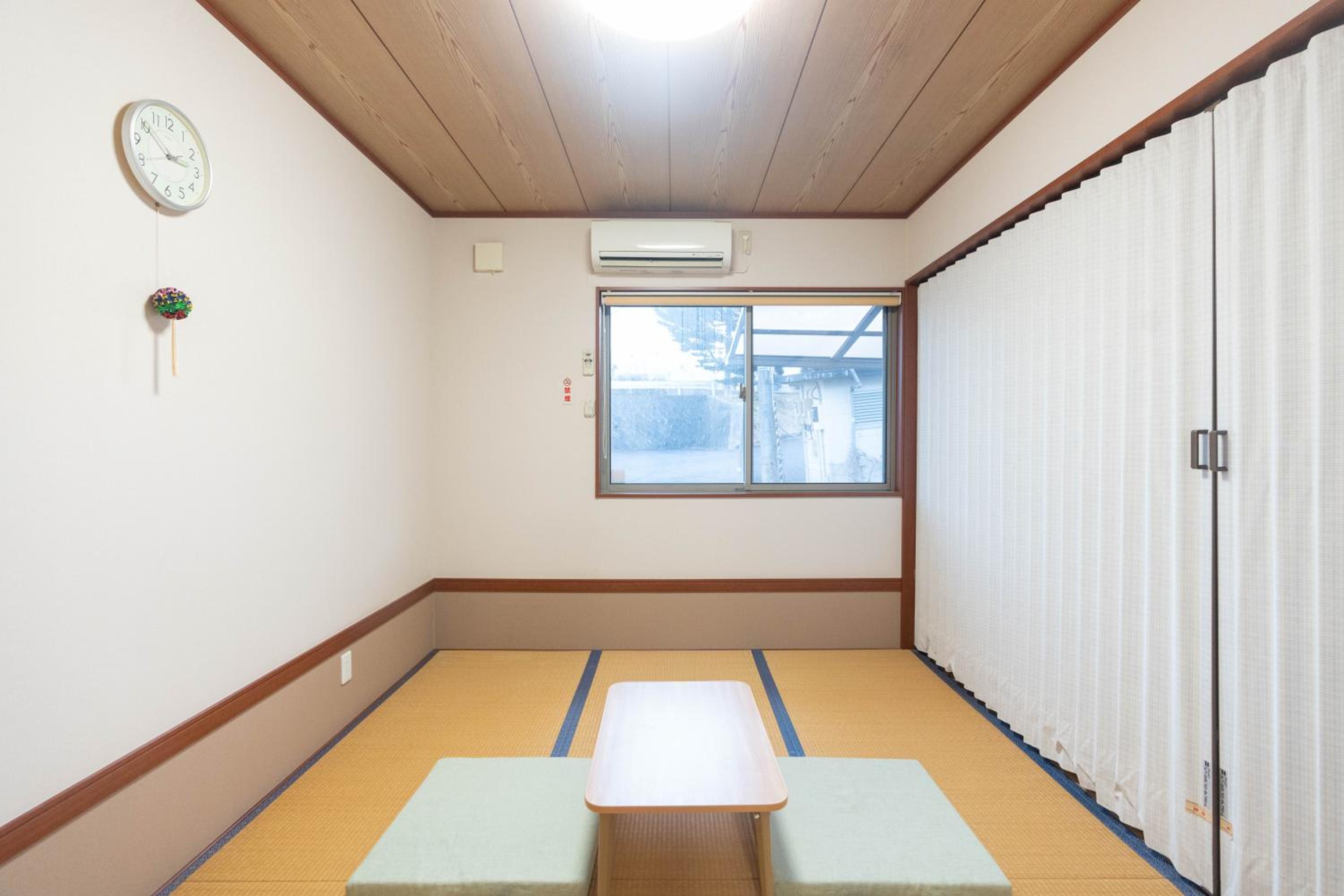 Japanese-Style Room