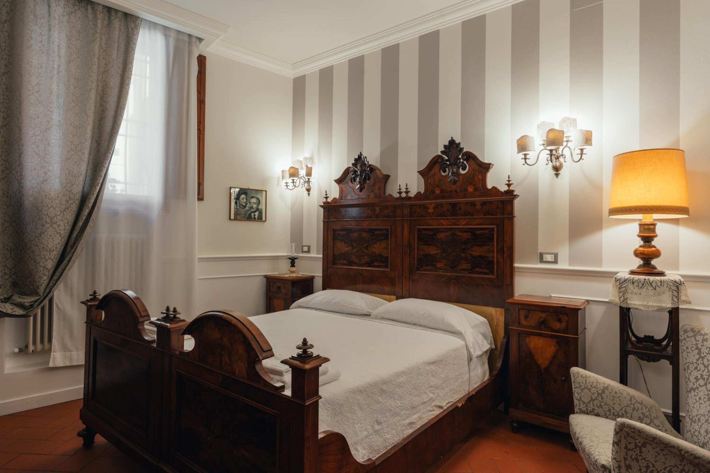 Double Room with Private Bathroom - Photo 1