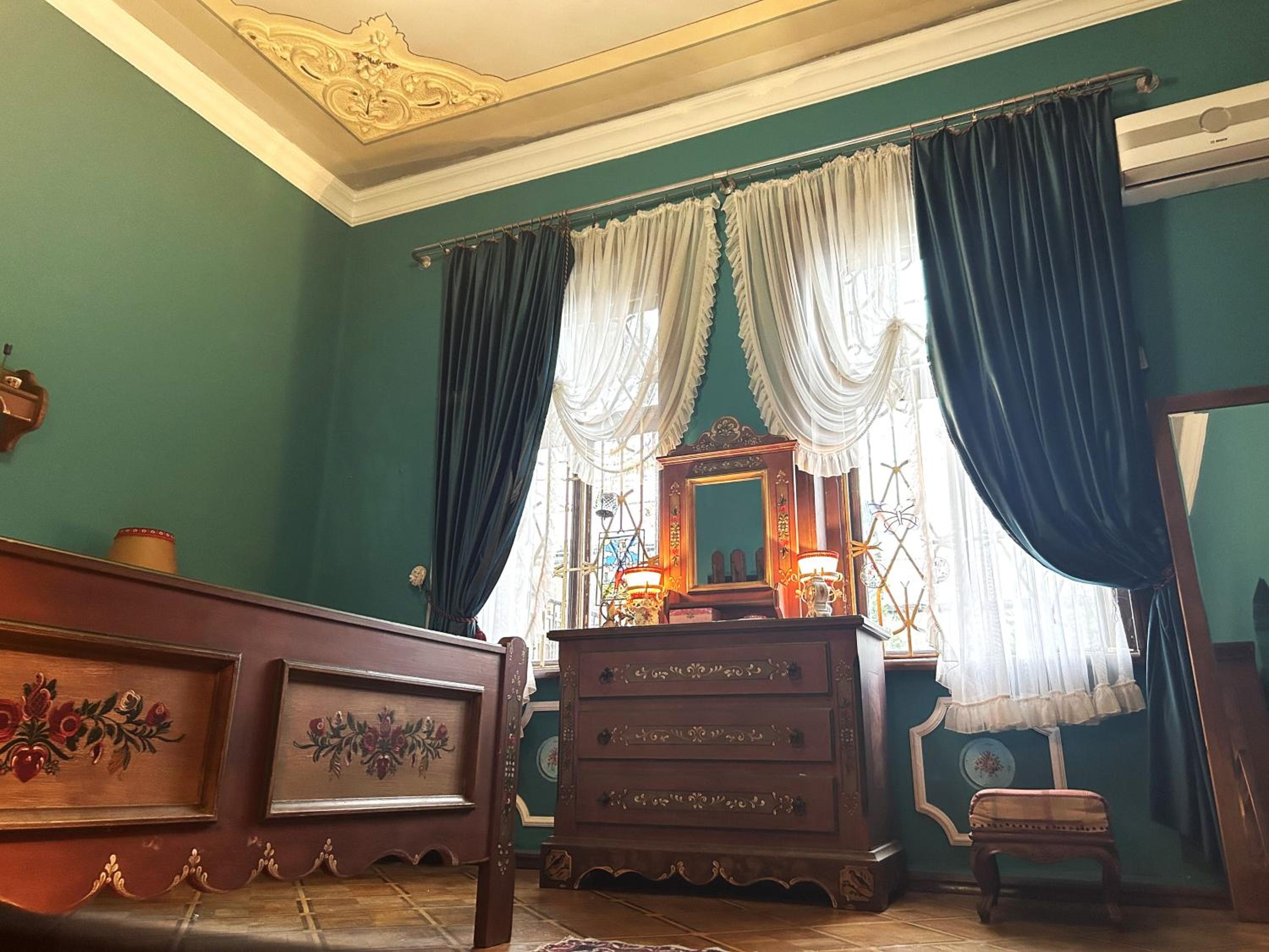 Large Double or Twin Room