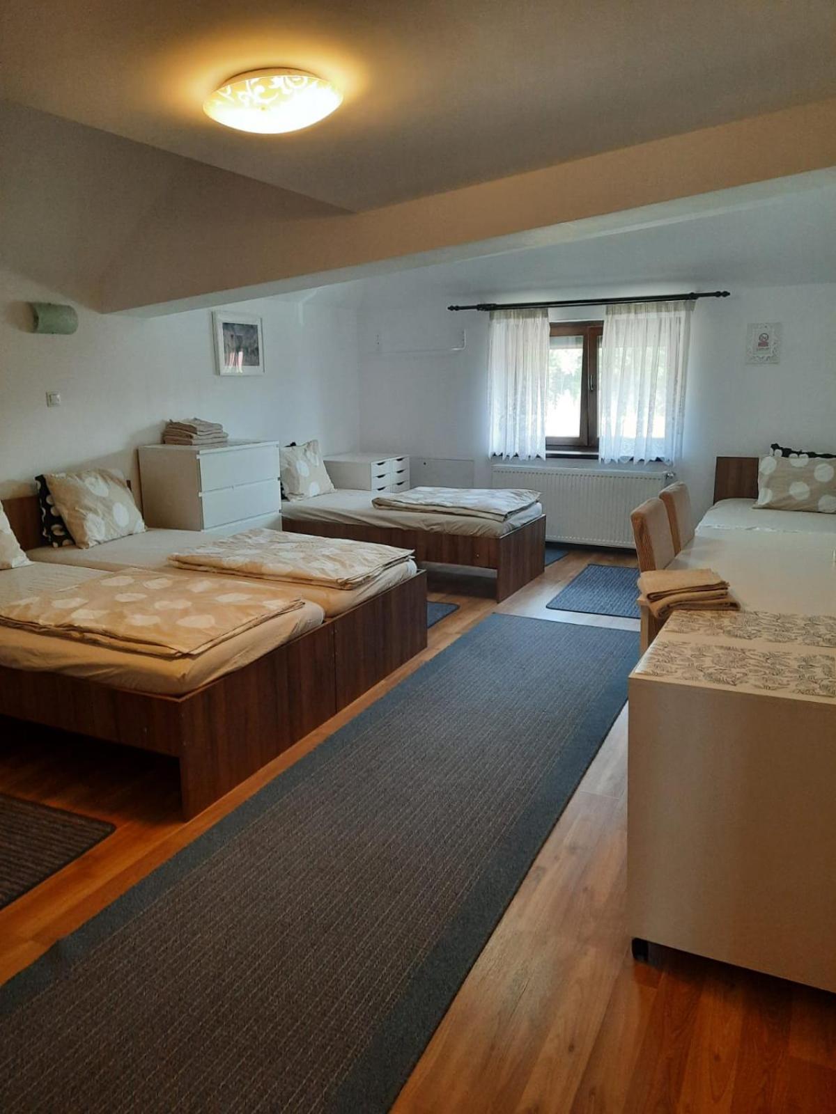 Deluxe Quadruple Room photo 3