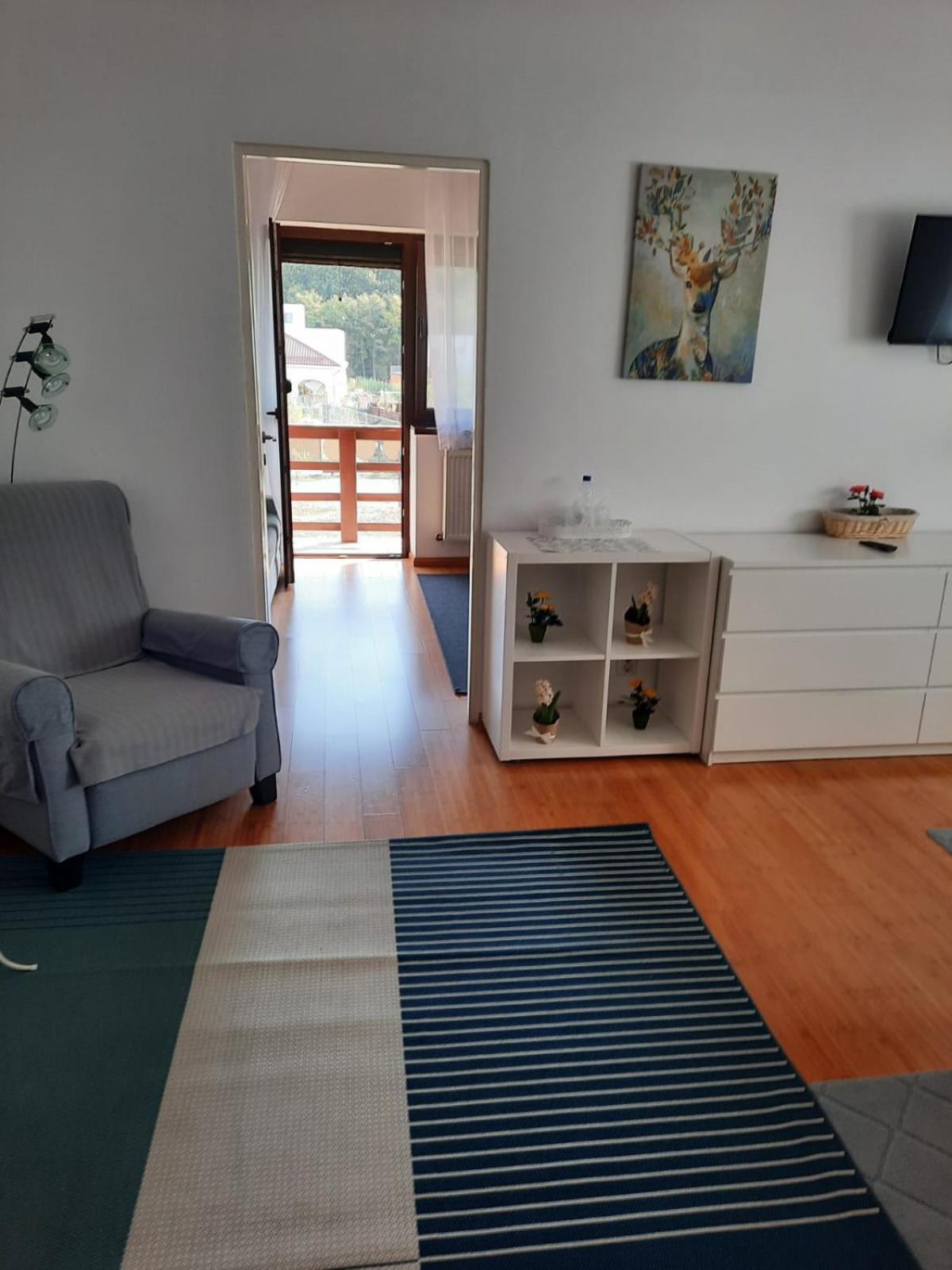 Two-Bedroom Apartment - Photo 5