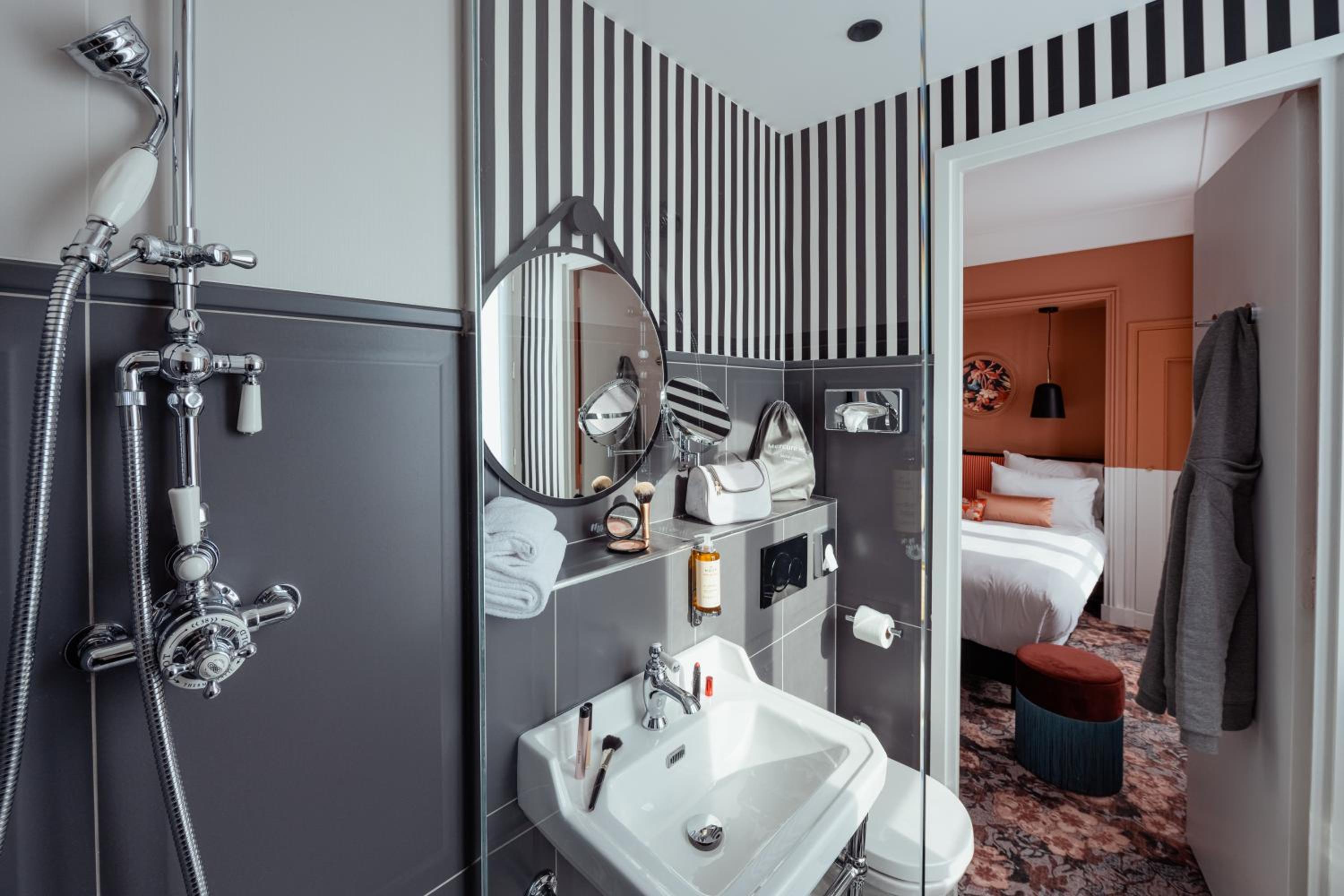 Classic Twin Room