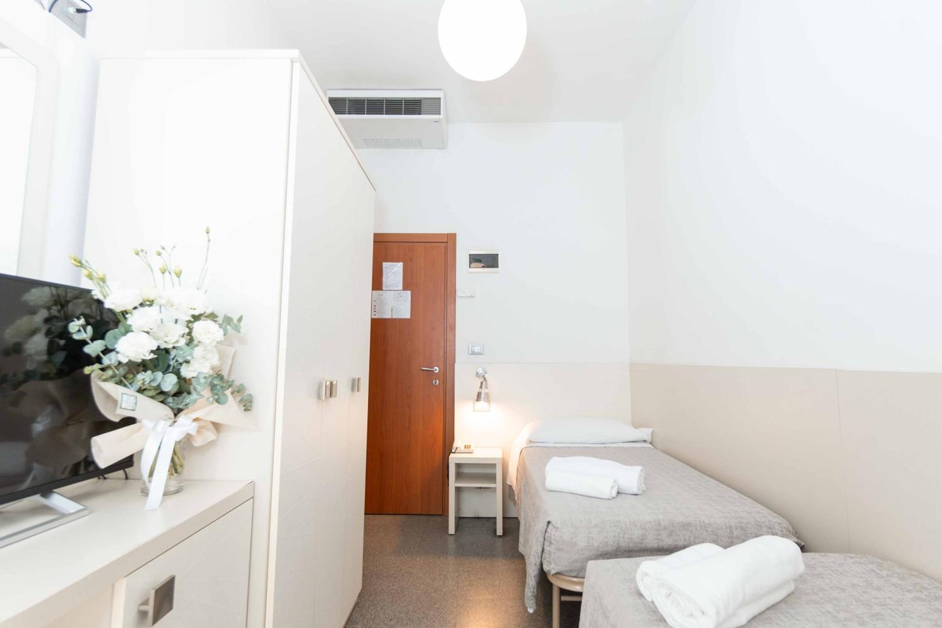 Twin Room photo 2