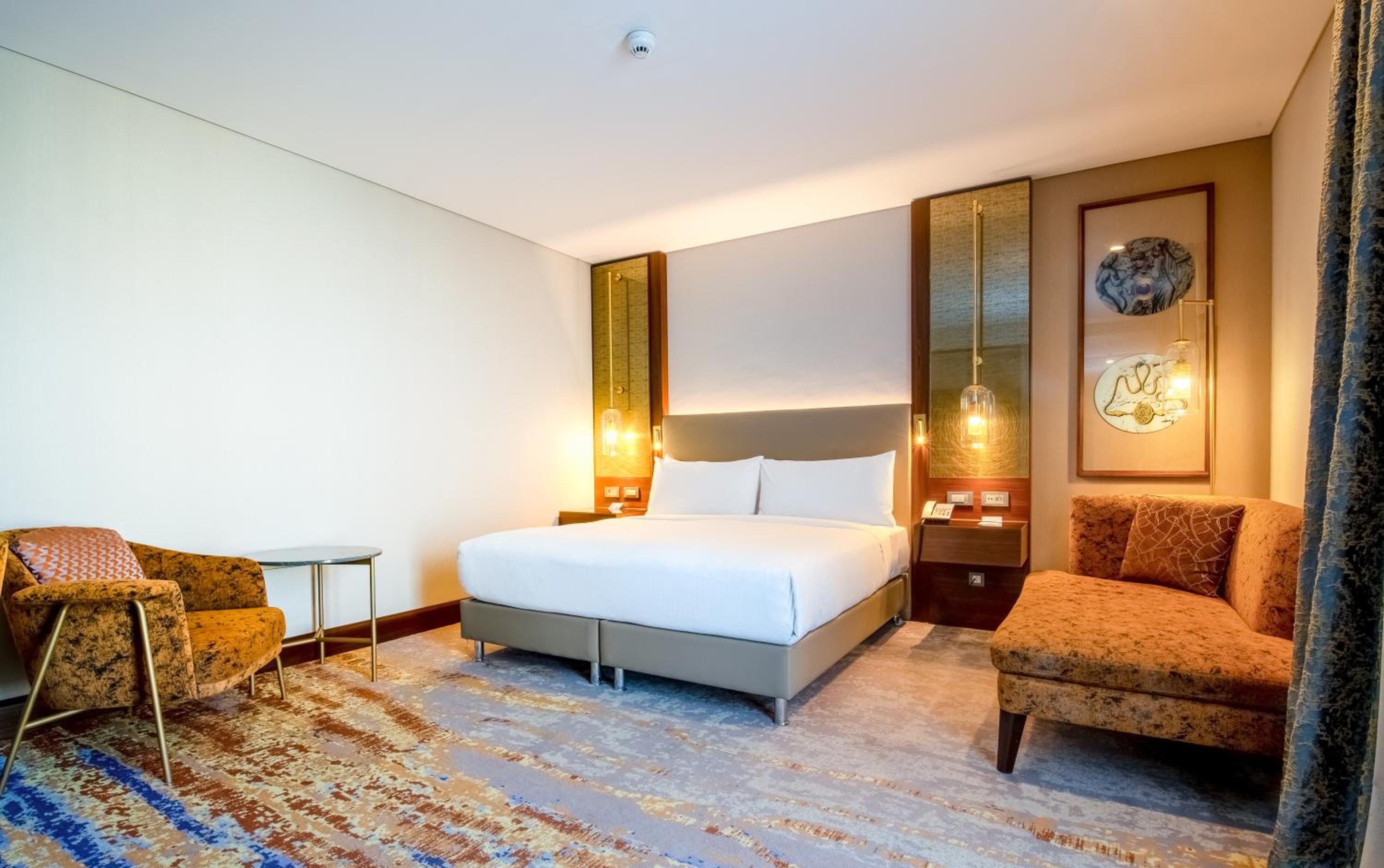 Superior King Room