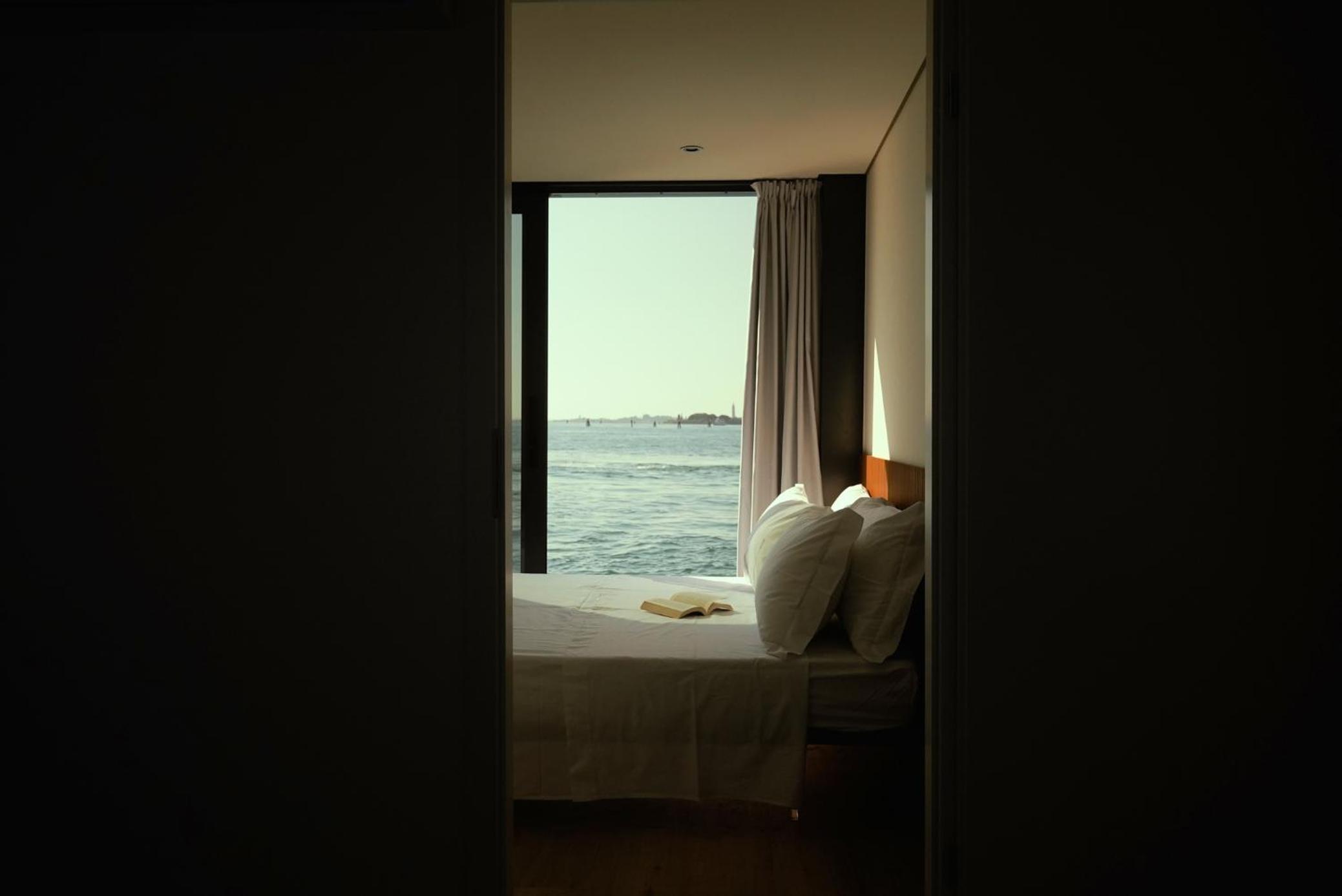Three-Bedroom Suite photo 3