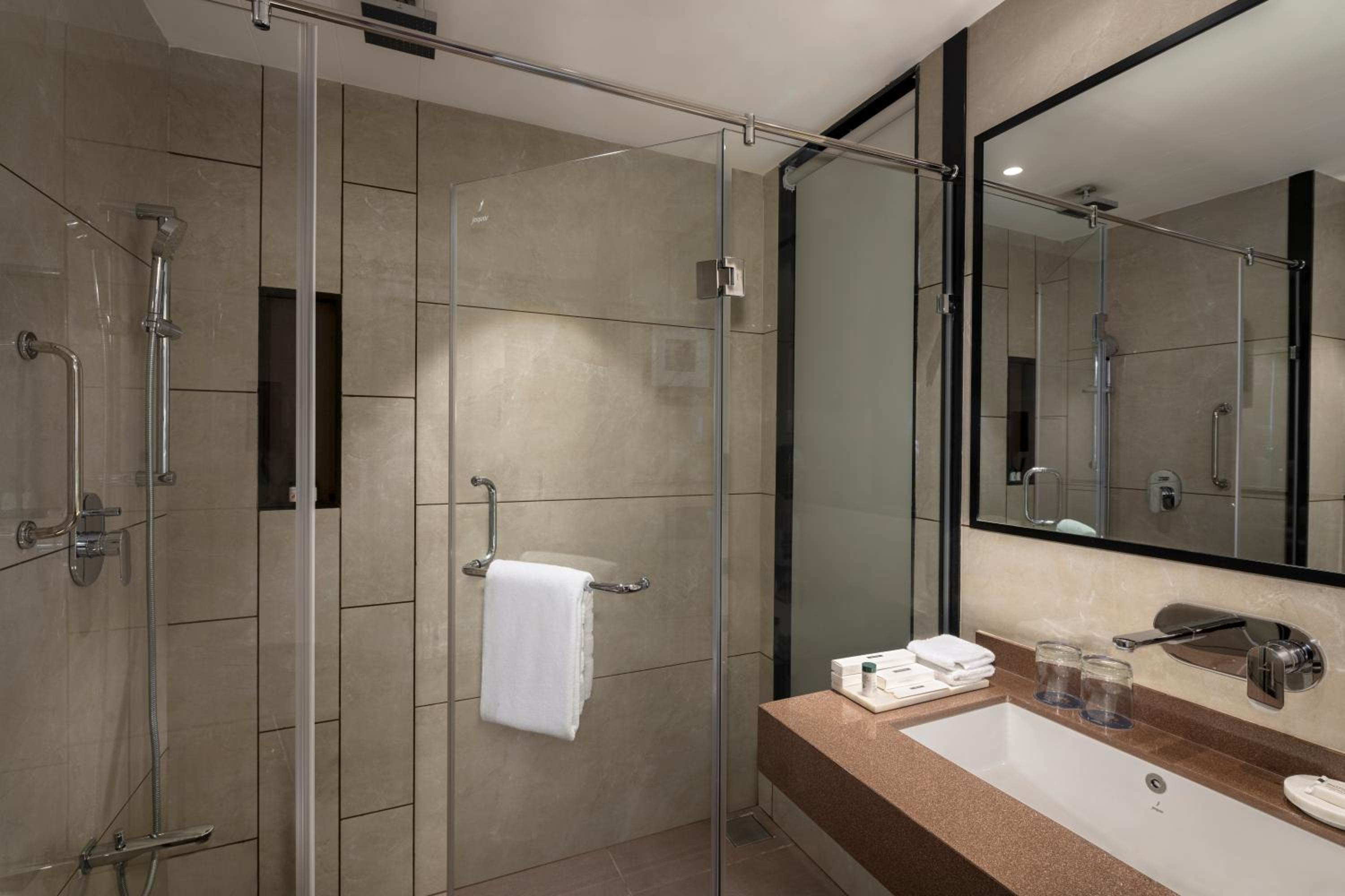 Standard Double Room - Photo 3