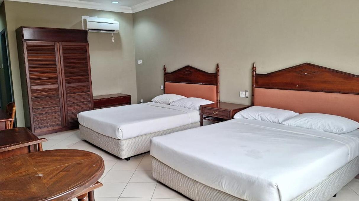 Standard Twin Room photo 2