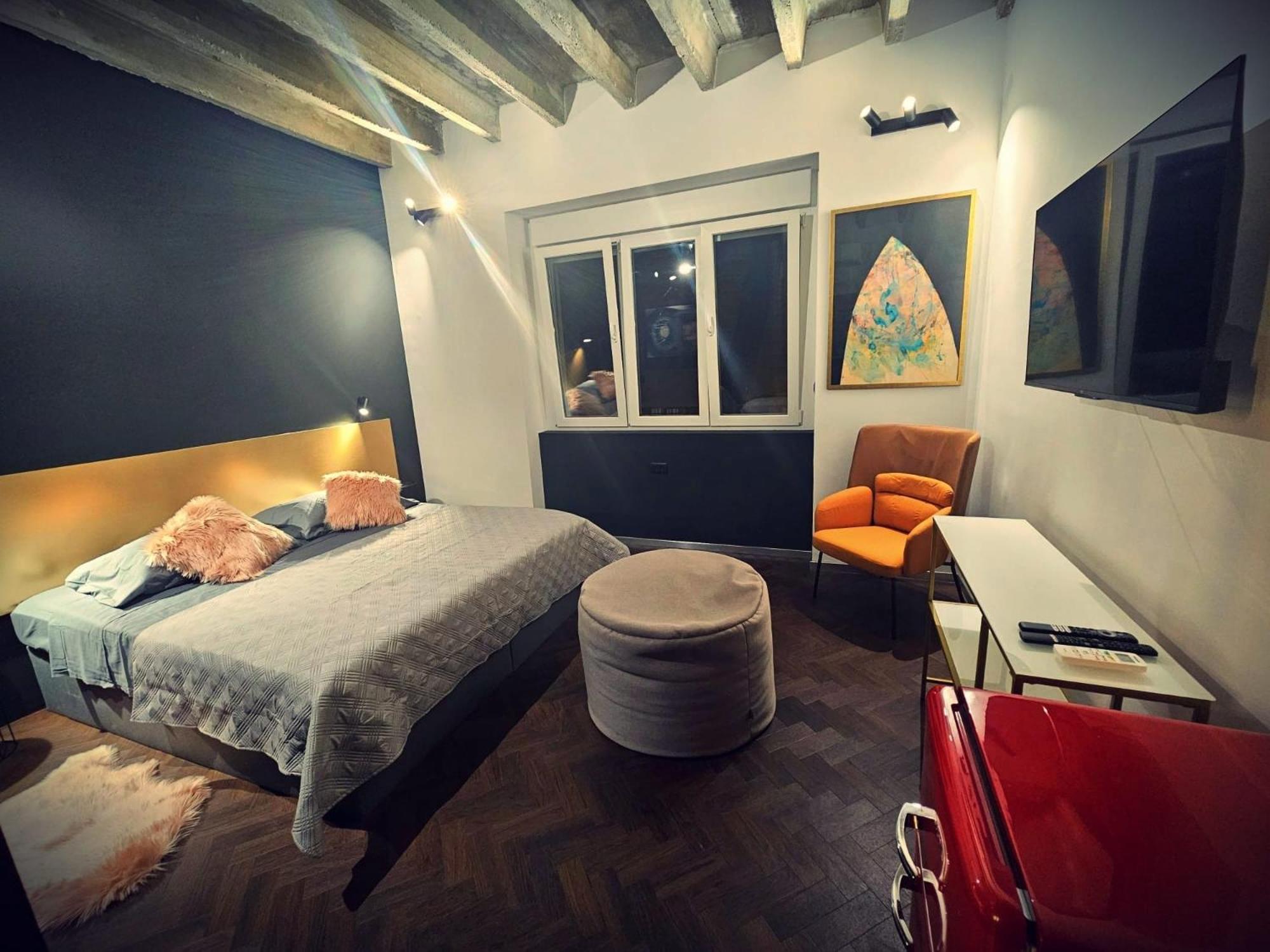 Double Room with Private Bathroom