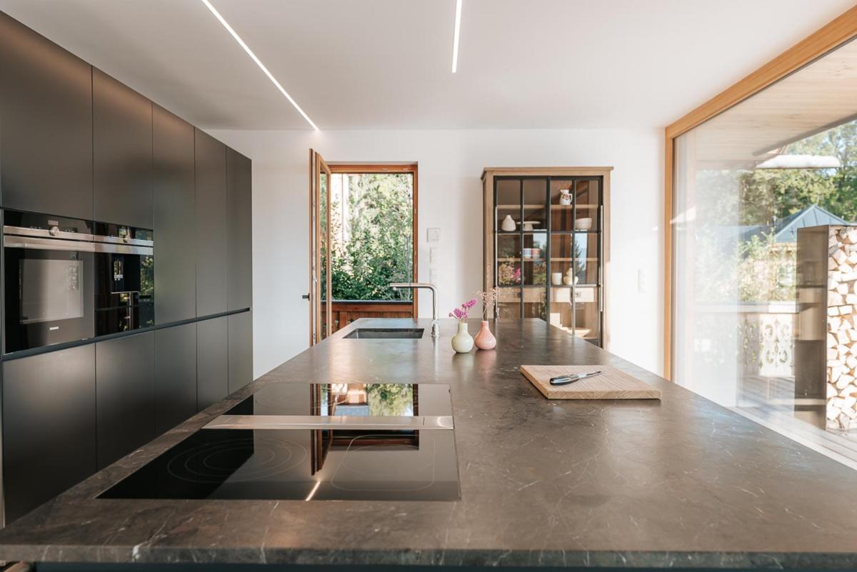 Three-Bedroom Villa photo 2
