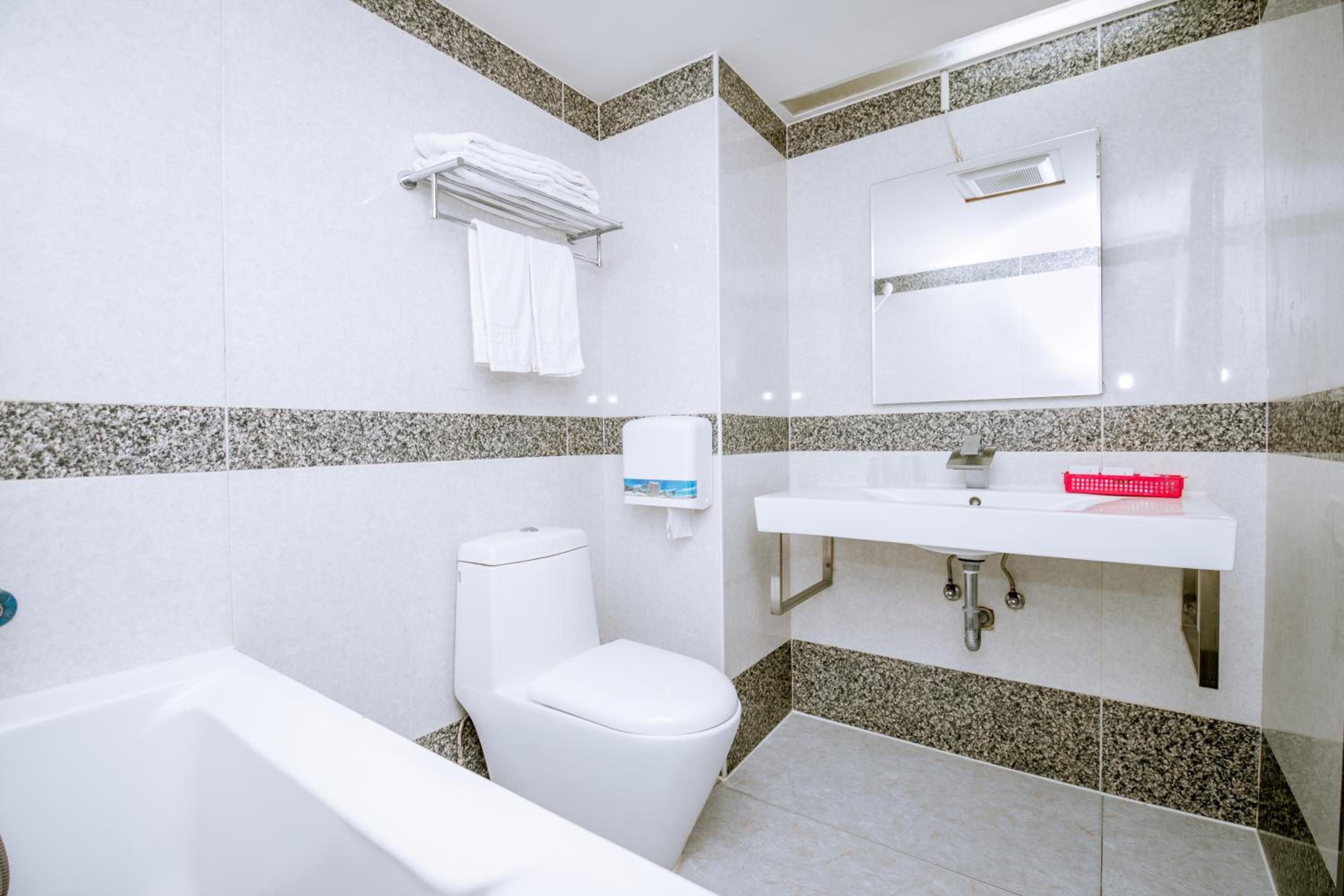 Double or Twin Room (Check-in after 20:00)