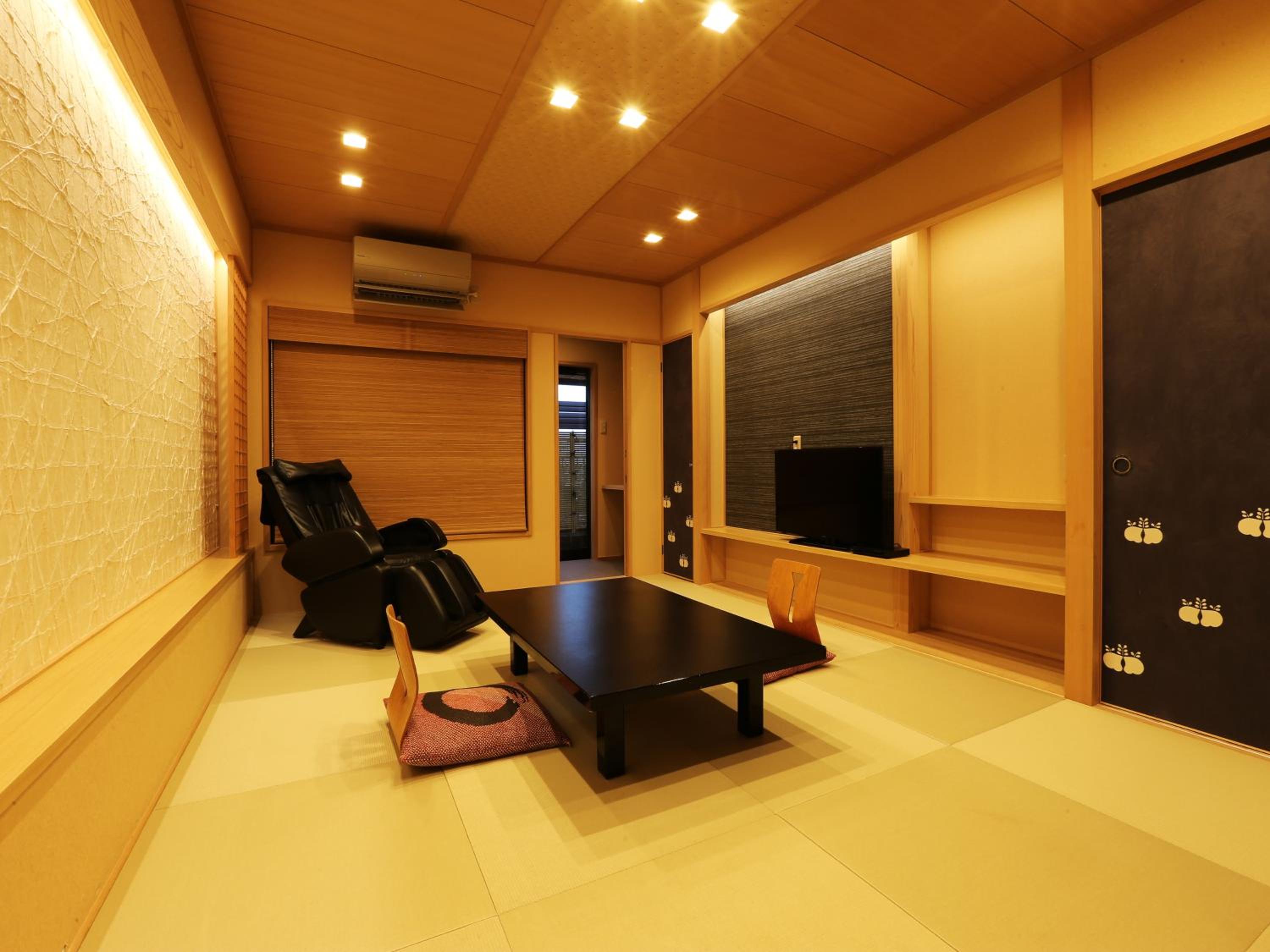 Deluxe Japanese style room with Private Open-Air Bath- Non-Smoking
