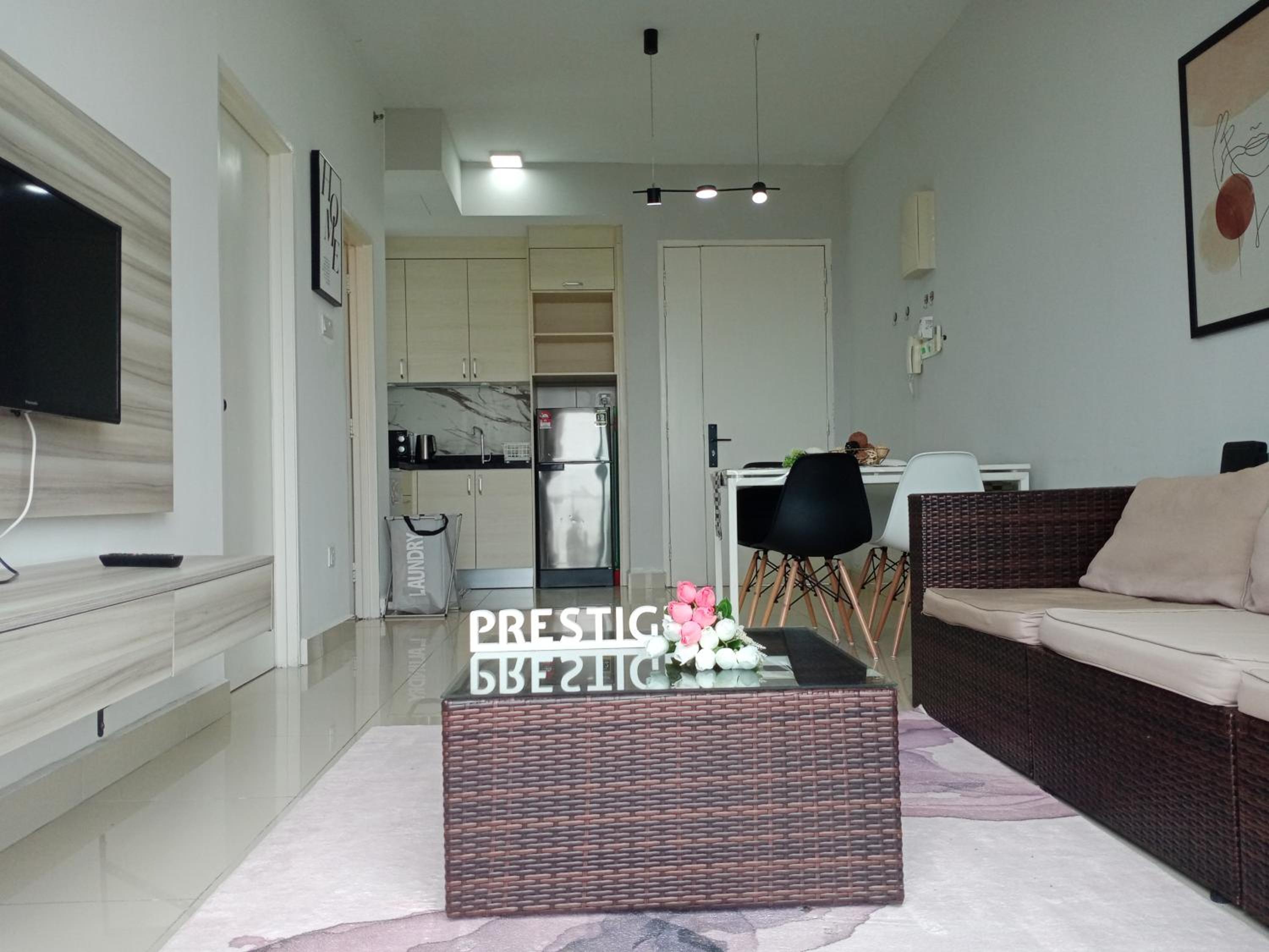 One-Bedroom Apartment - Photo 1