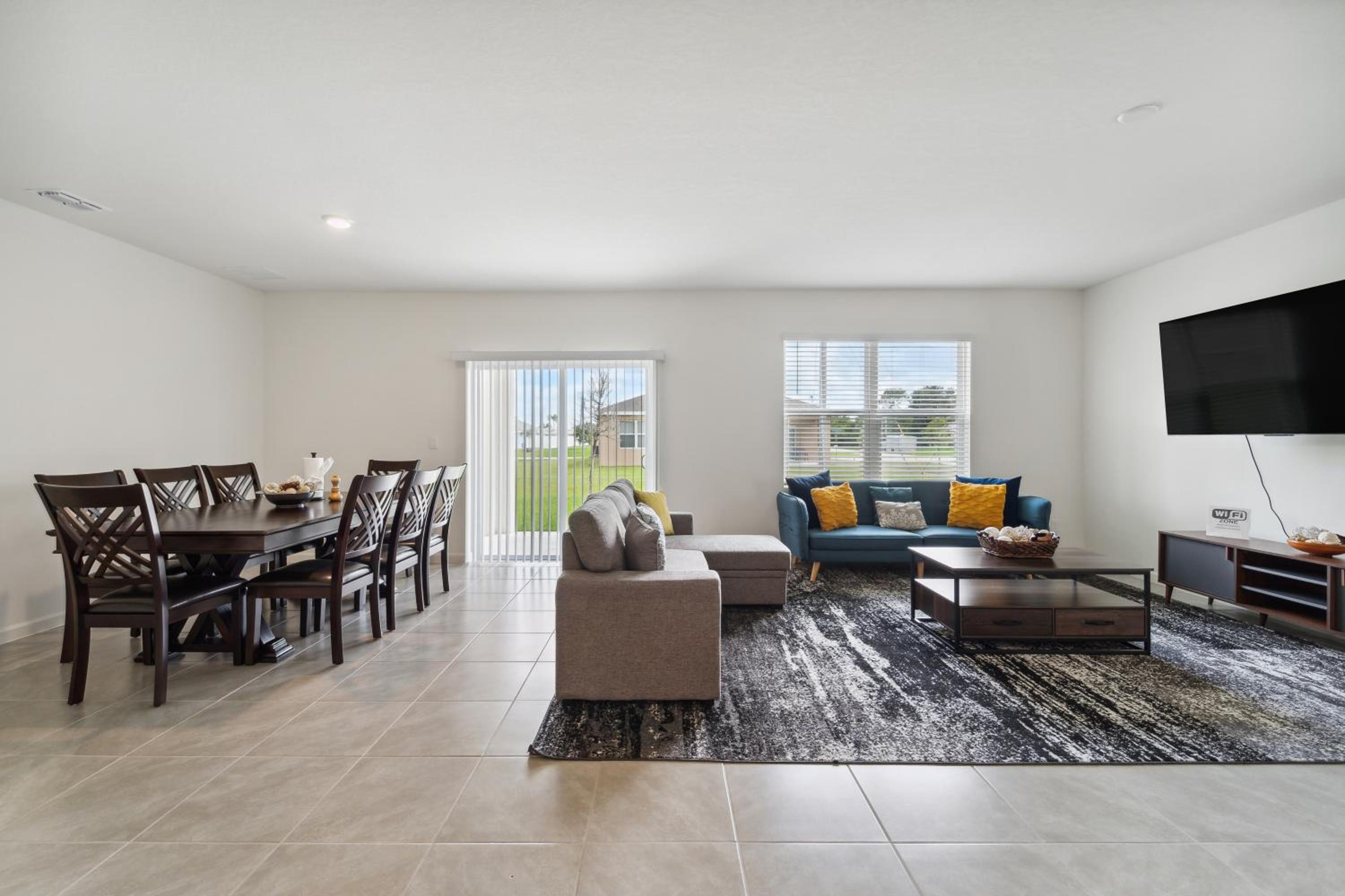 Four-Bedroom House photo 1