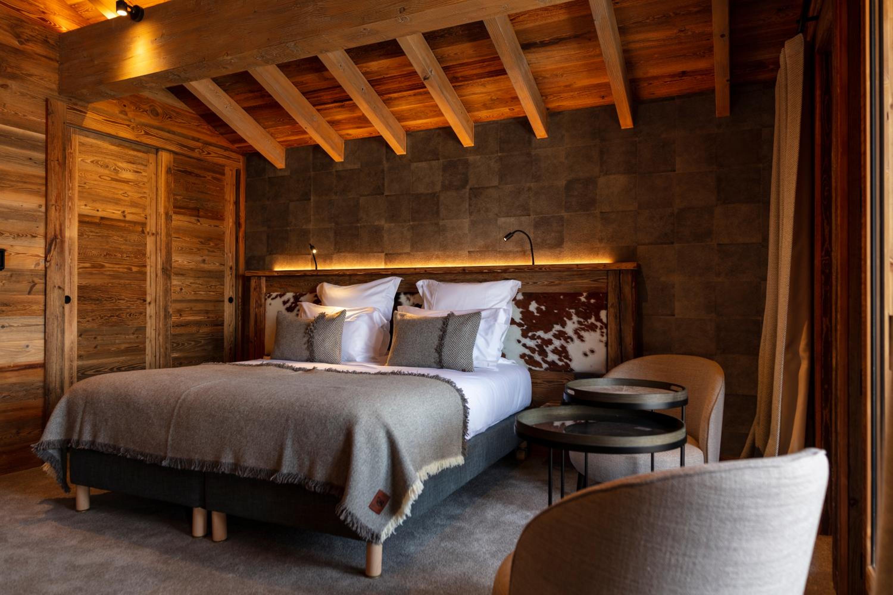 Deluxe King Room photo 3