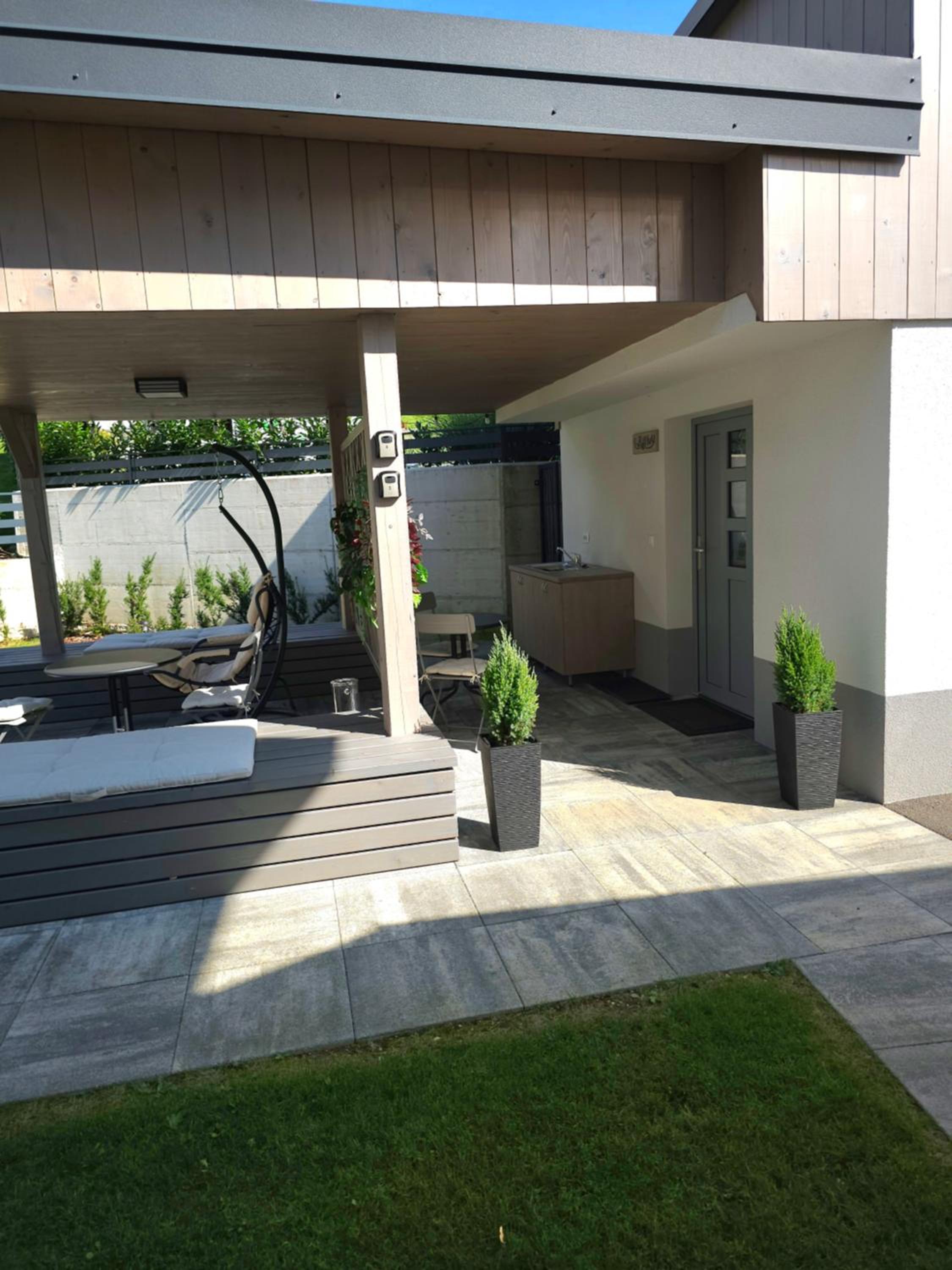 Studio with Terrace - Photo 5