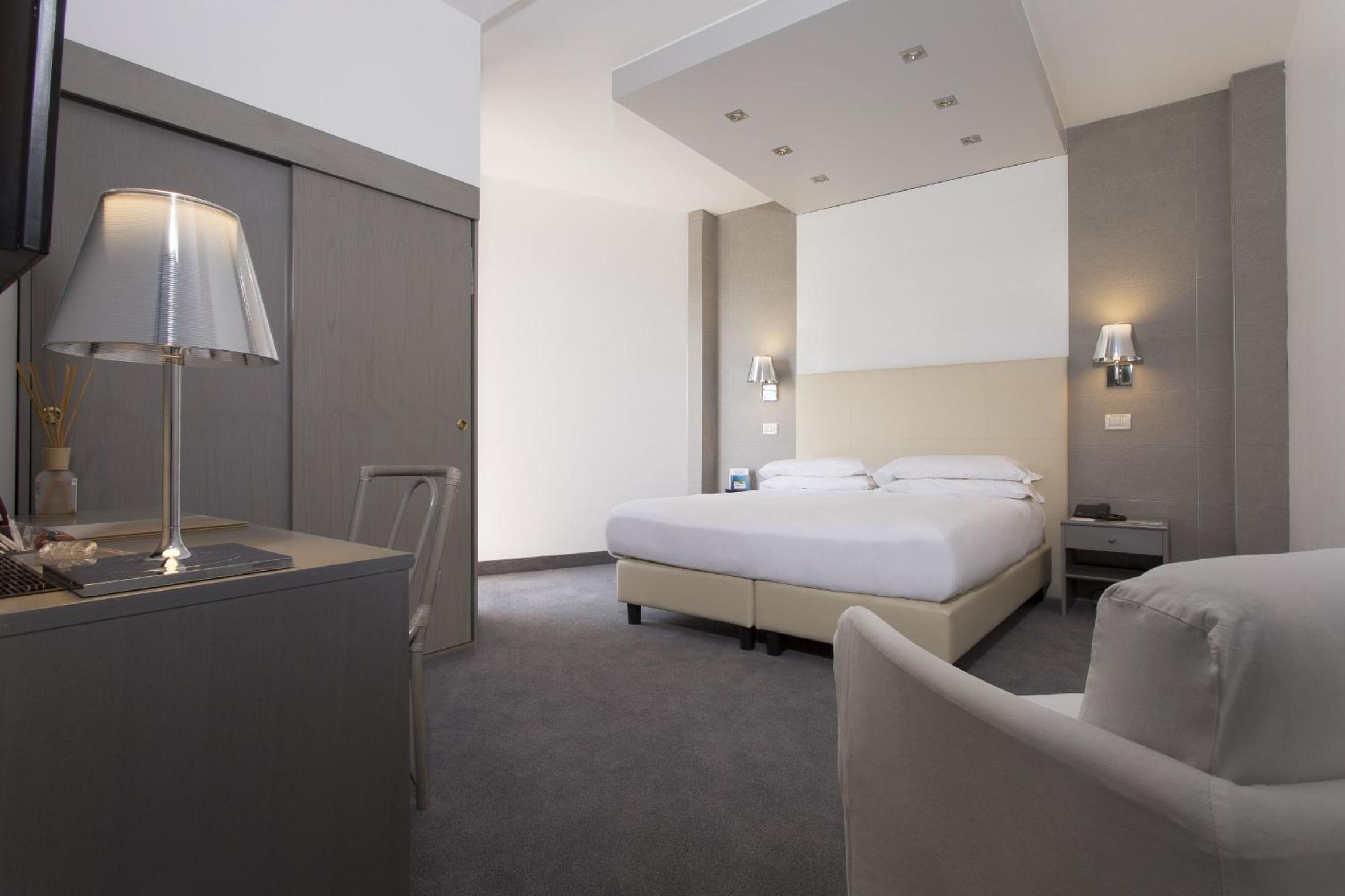 Classic Triple Room photo 3