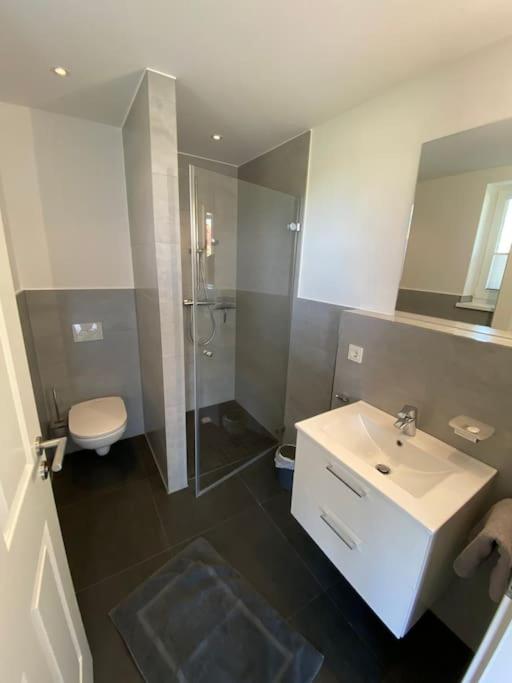Three-Bedroom House photo 2