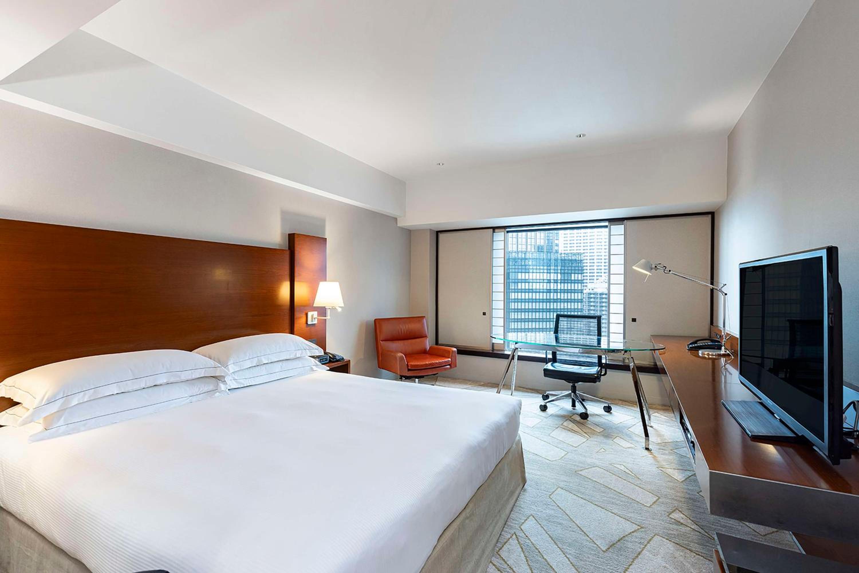 King Hilton Room