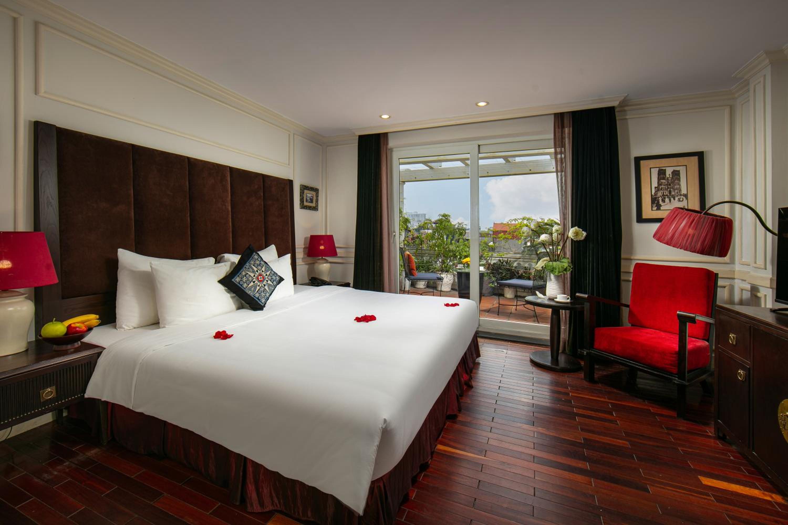 Double or Twin Room with Terrace