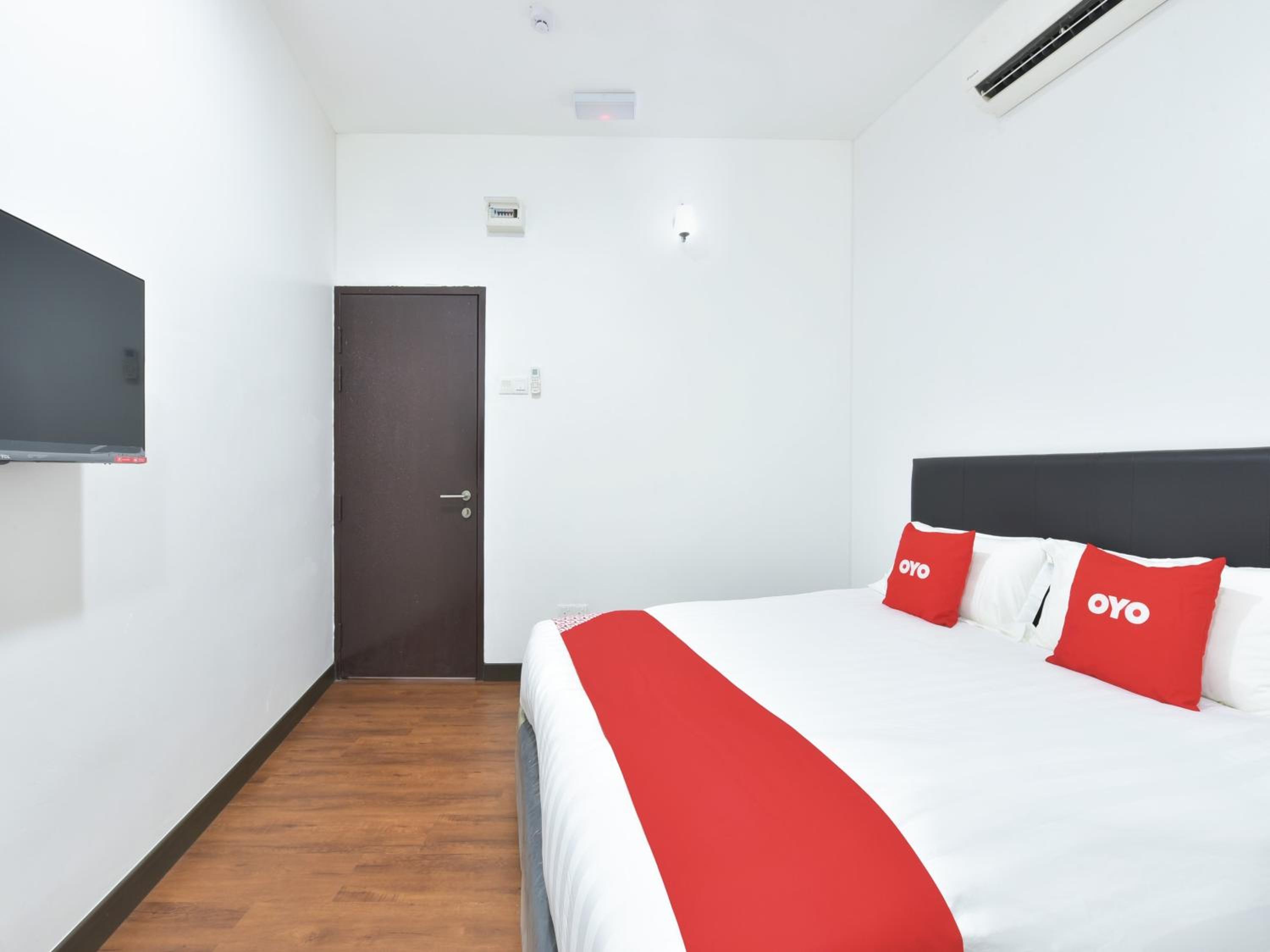 Standard Queen Room - Photo 3