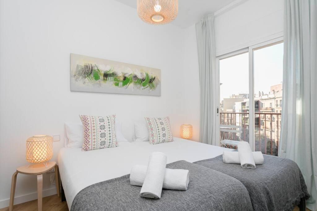 Three-Bedroom Apartment photo 2