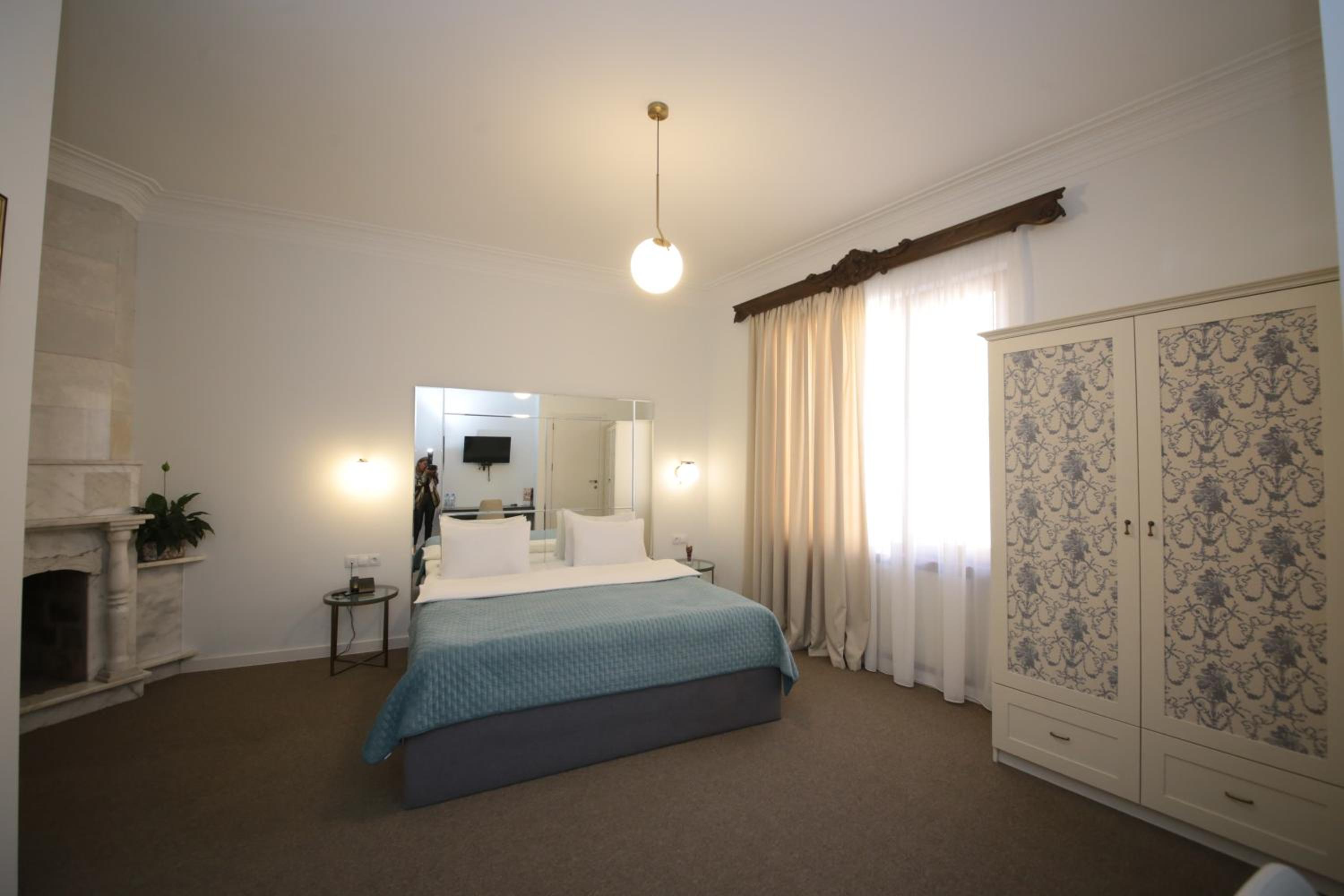 Deluxe Double Room photo 3