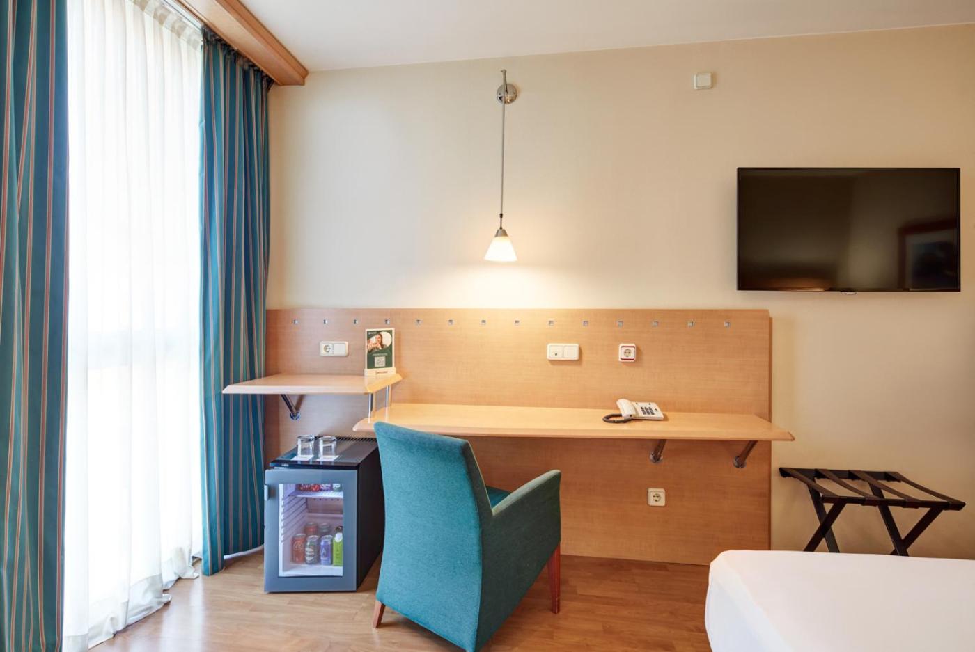 Standard Double Room - Photo 4