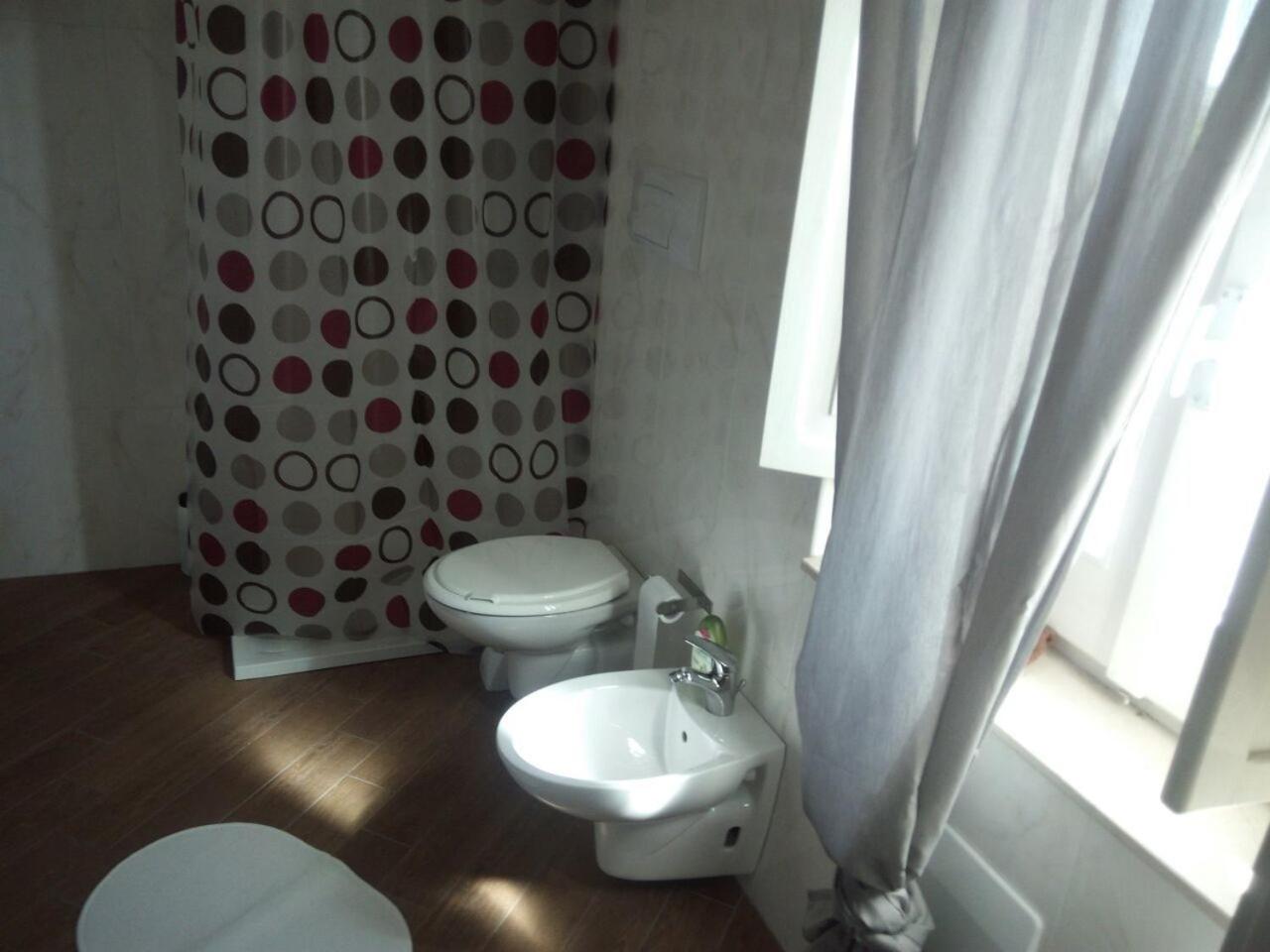 Large Double Room photo 3