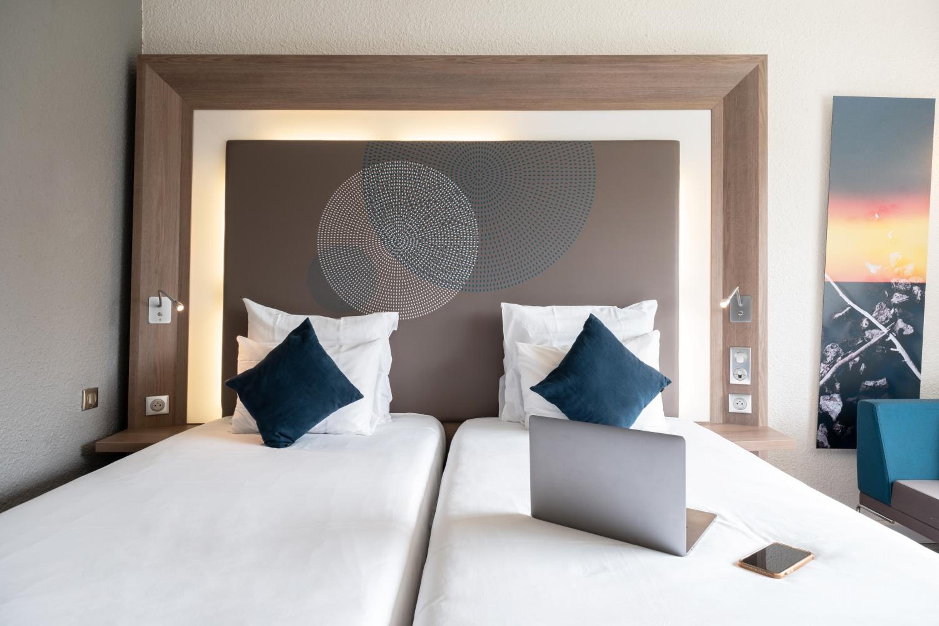 Superior Room with 2 Single Beds - Photo 3