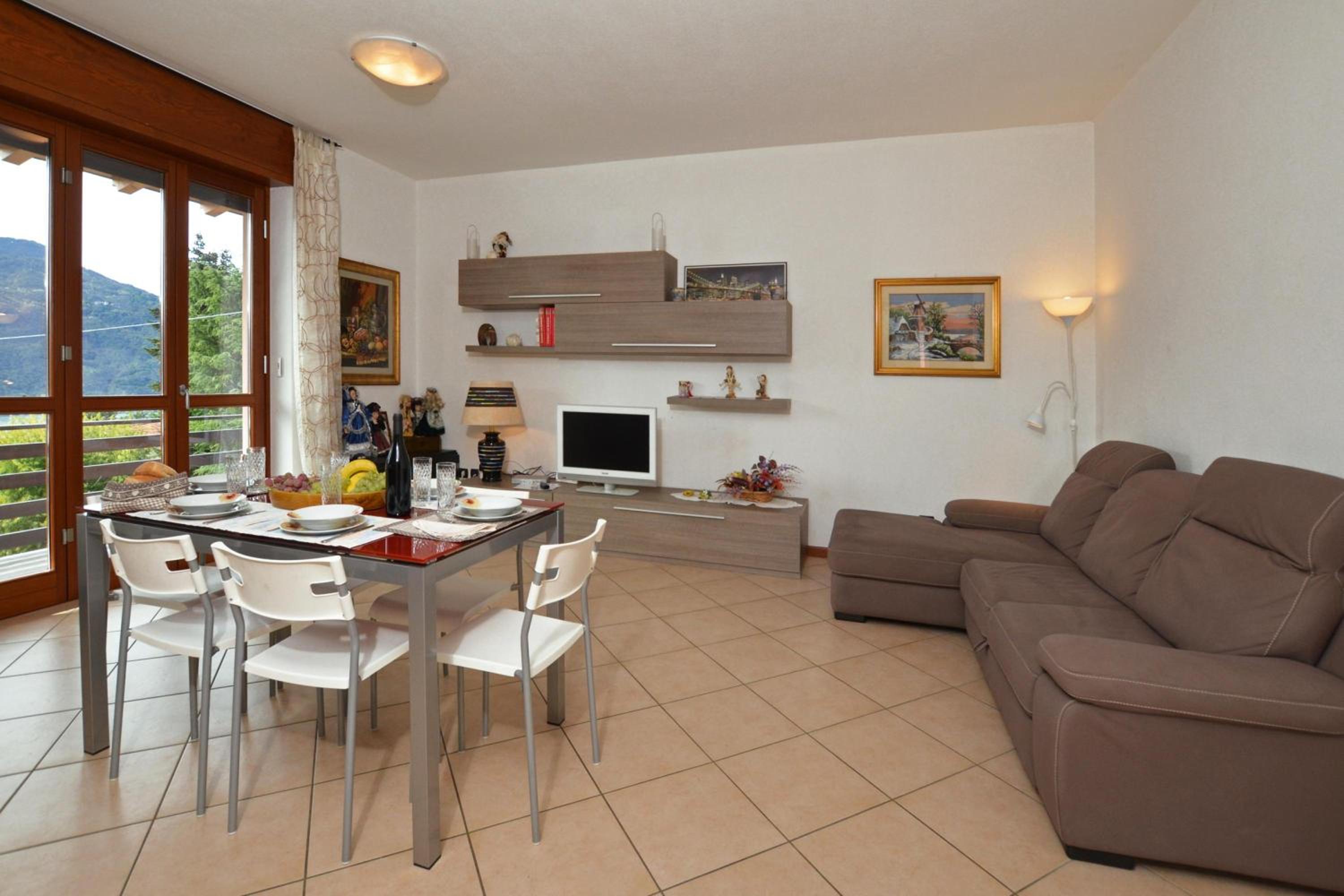 Three-Bedroom Villa photo 1
