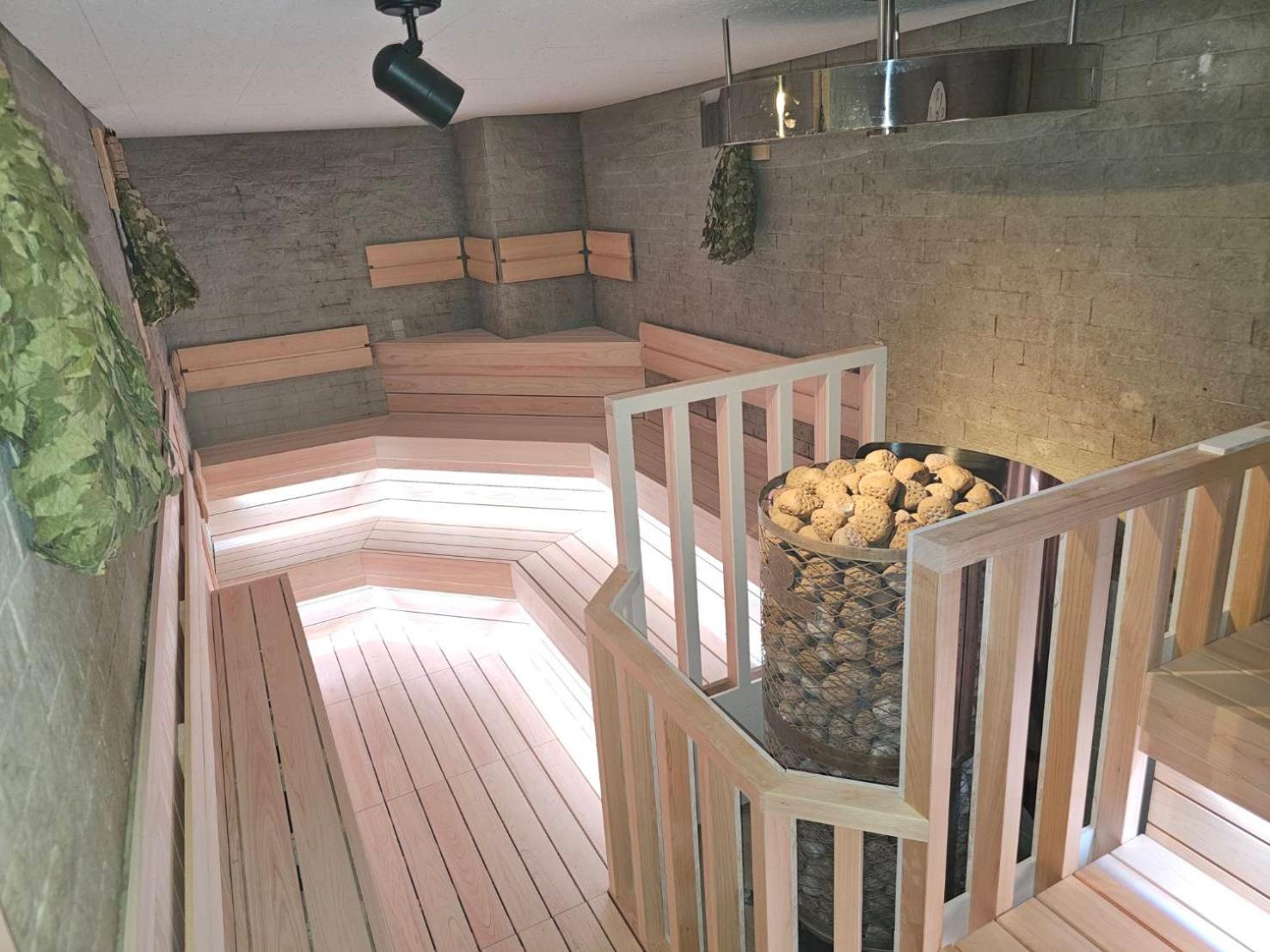 Special Offer - Standard Two Capsule Rooms for Male photo 2