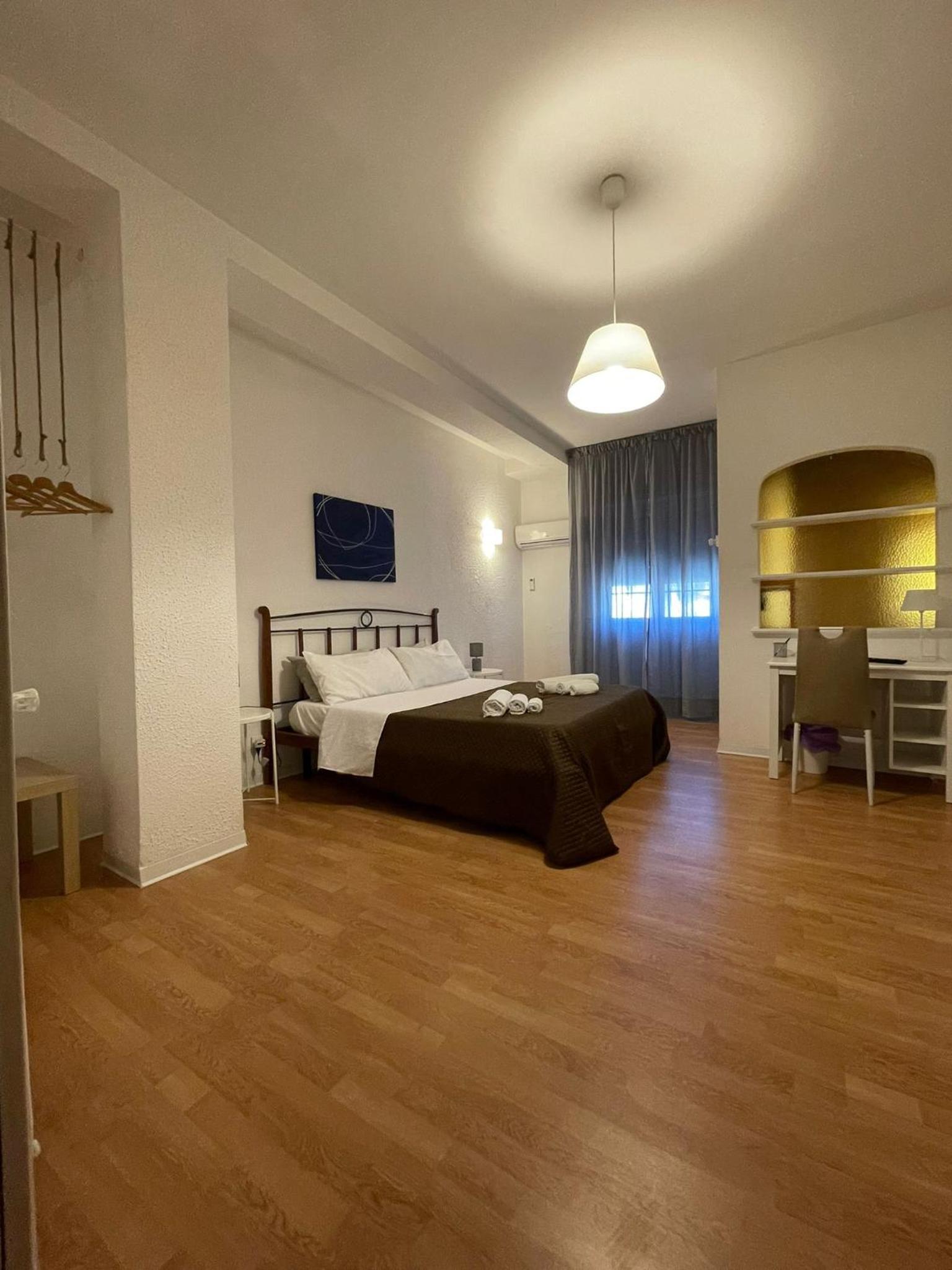 Large Double Room