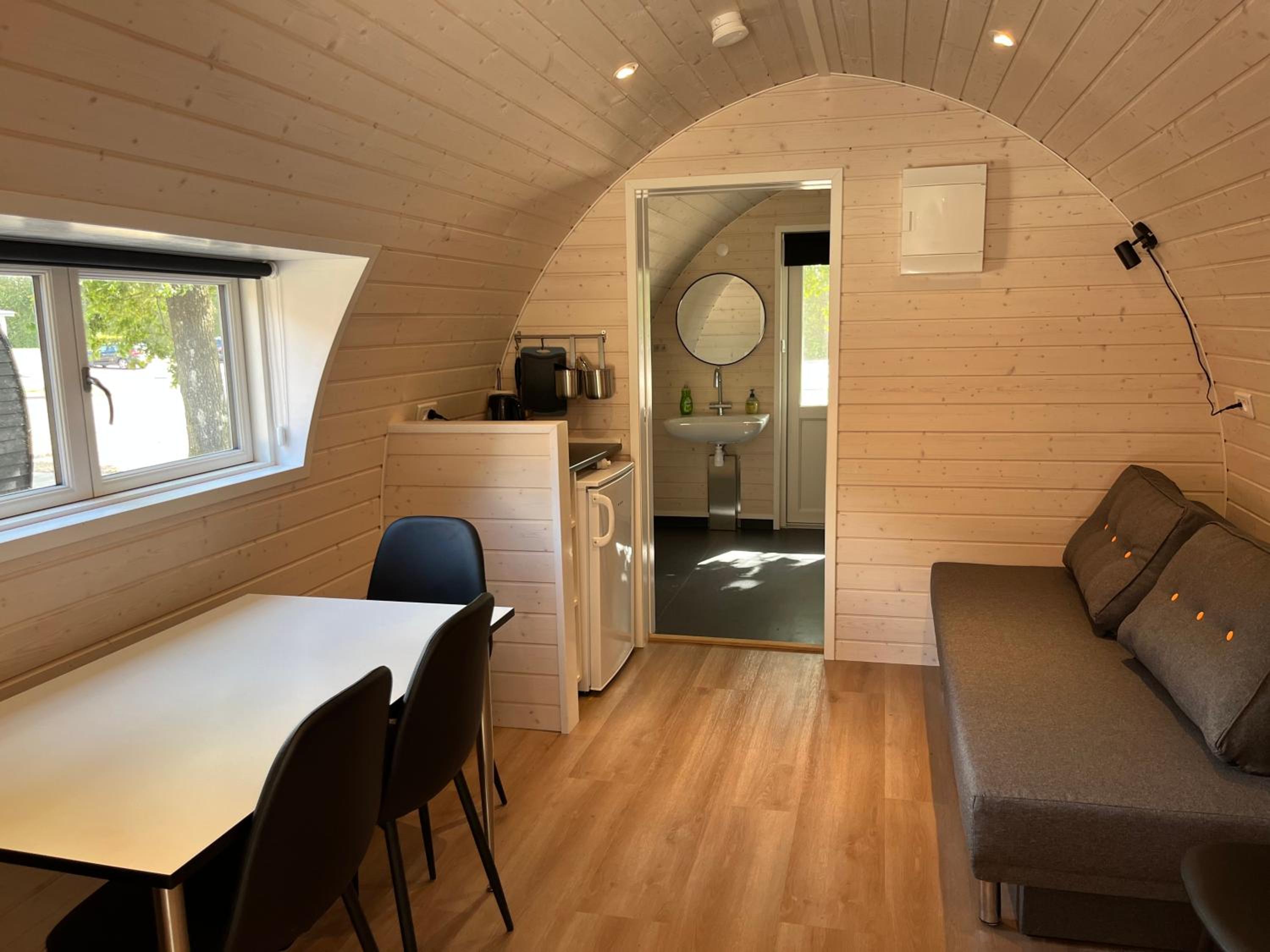Cottage - Photo 1