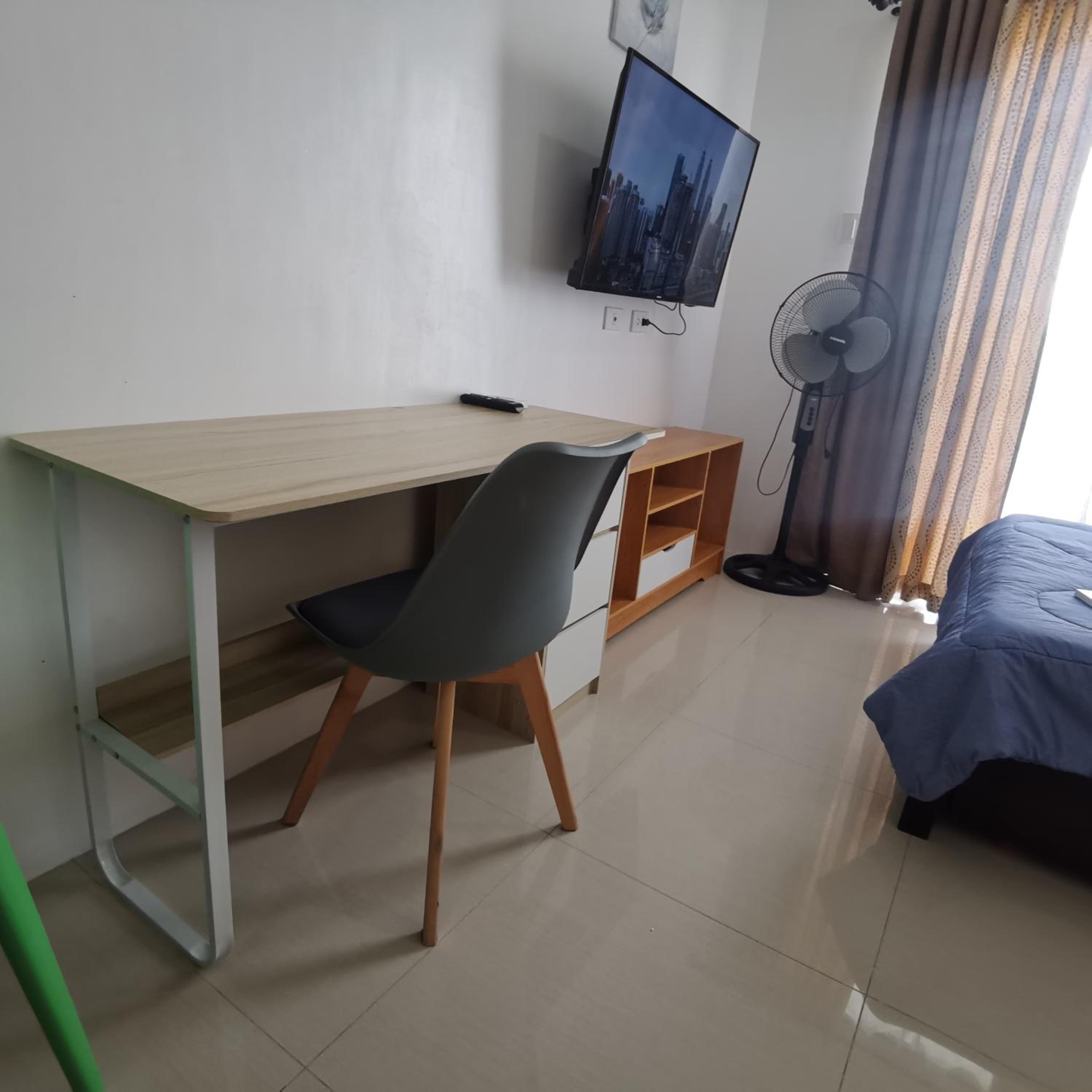 One-Bedroom Apartment photo 3
