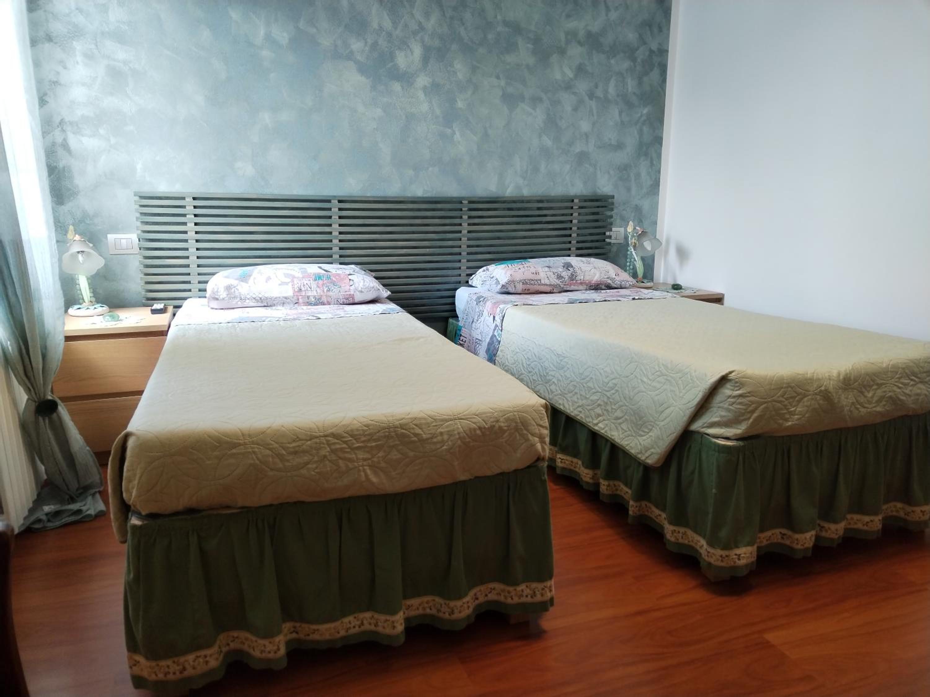 Triple Room with Private Bathroom - Photo 3