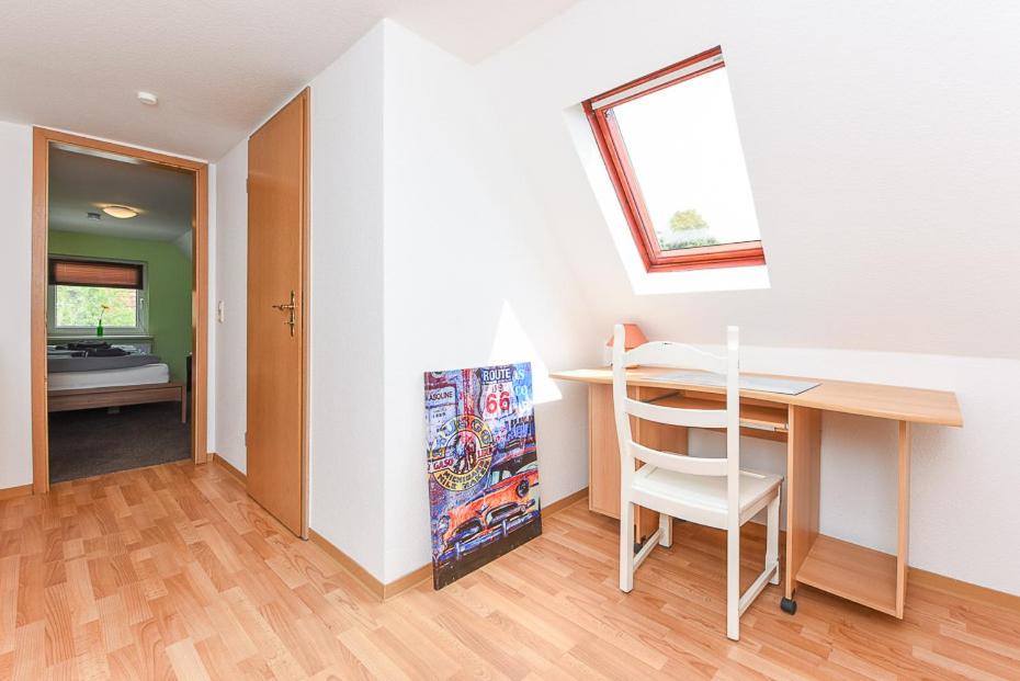 Three-Bedroom House photo 1