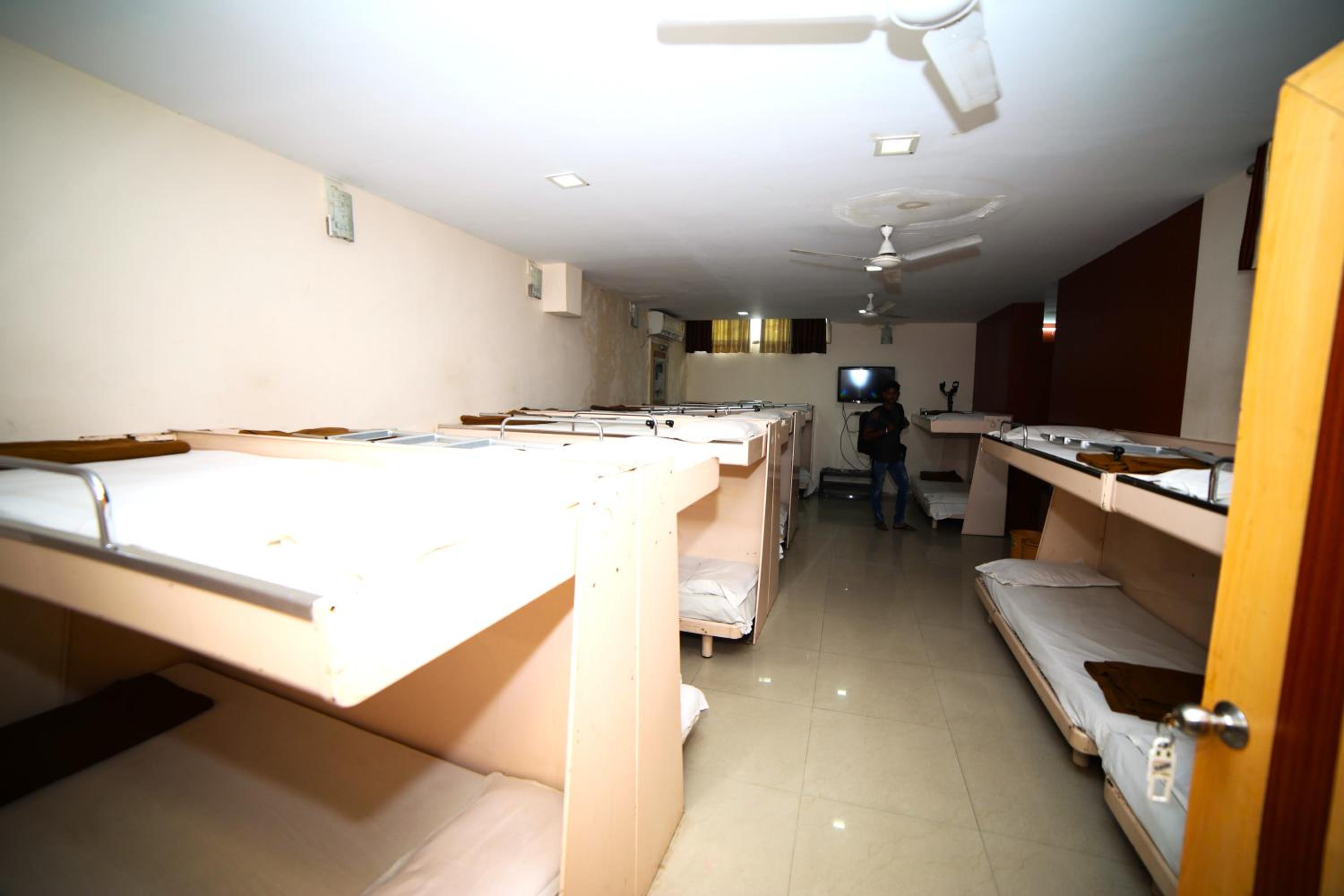 Mixed Dormitory Room photo 2